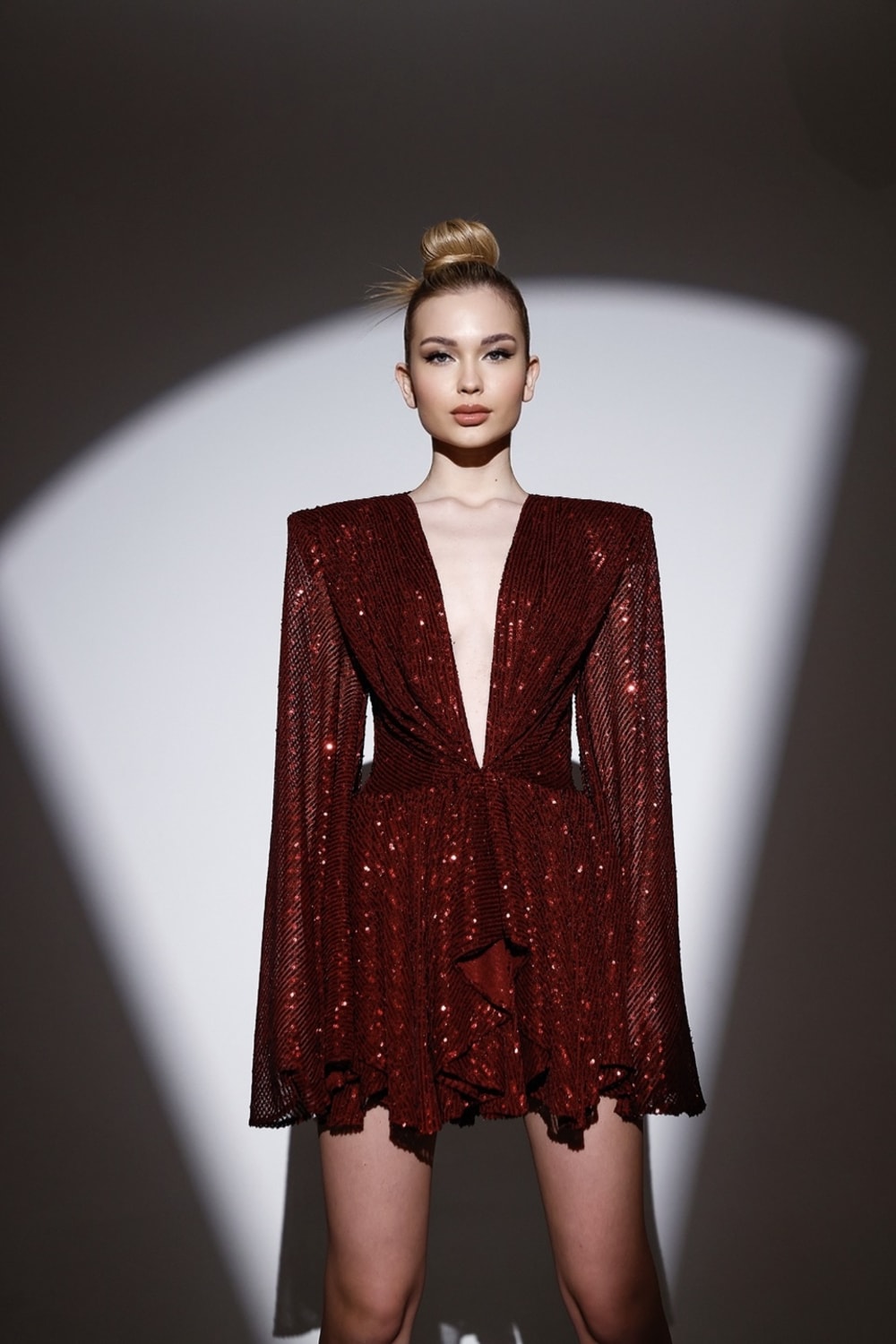 Gira Official-Bordo Payetli Geniş Kol Detaylı Elbise-Elbise-1-Milagron.com