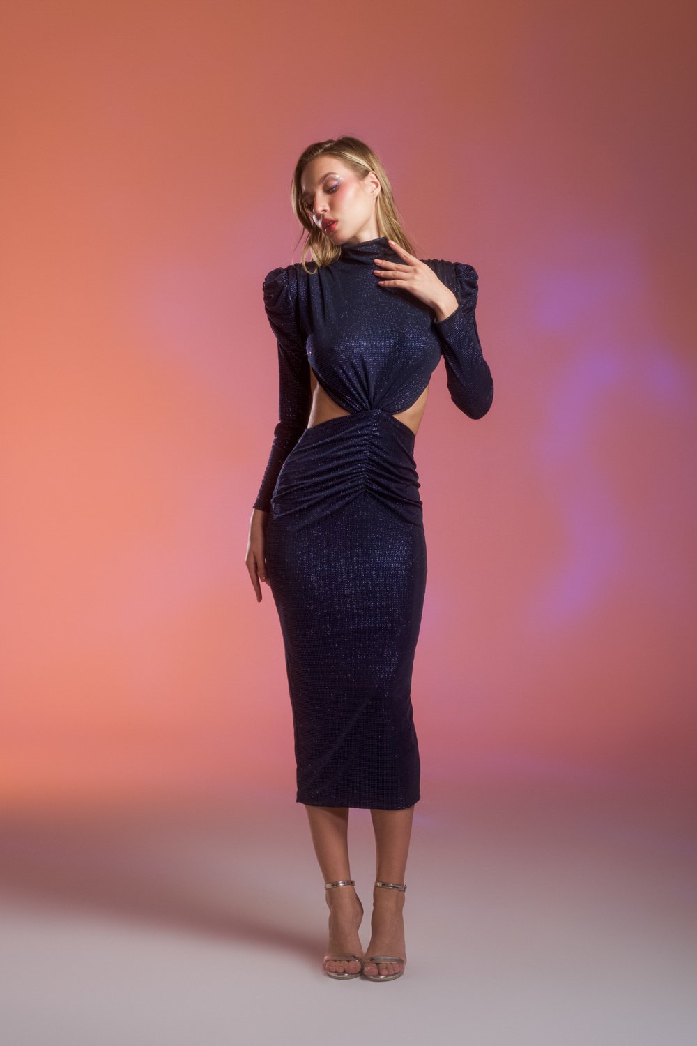 Gira Official-Lacivert Simli Cut Out Detaylı Midi Elbise-Elbise-1-Milagron.com