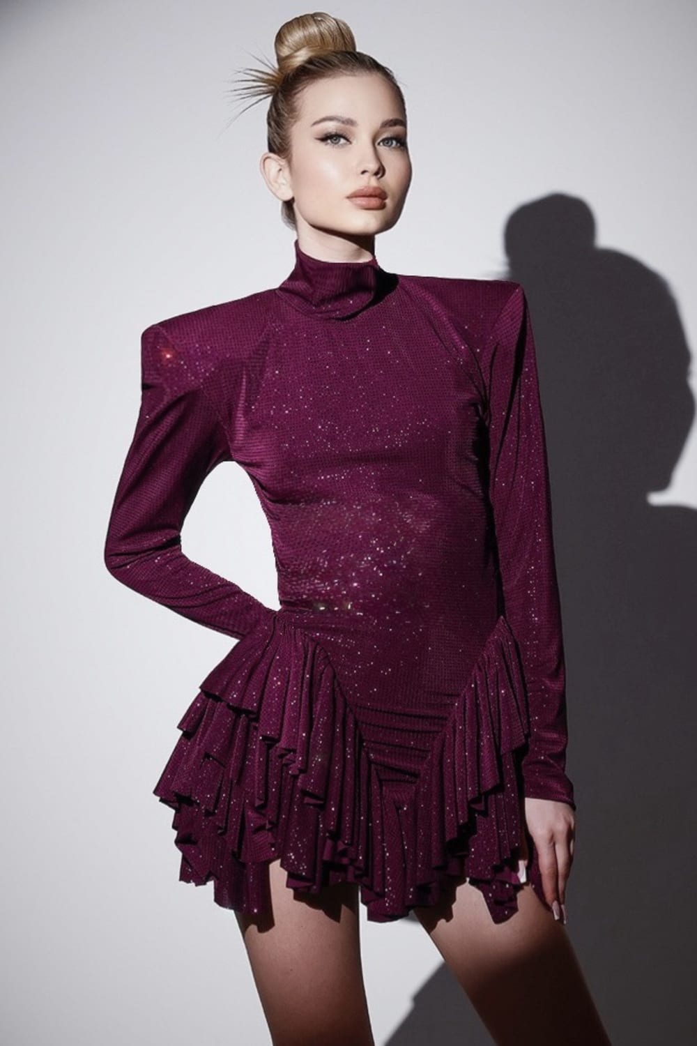 Gira Official-Mor Simli Boğazlı Volan Detaylı Mini Elbise-Elbise-6-Milagron.com