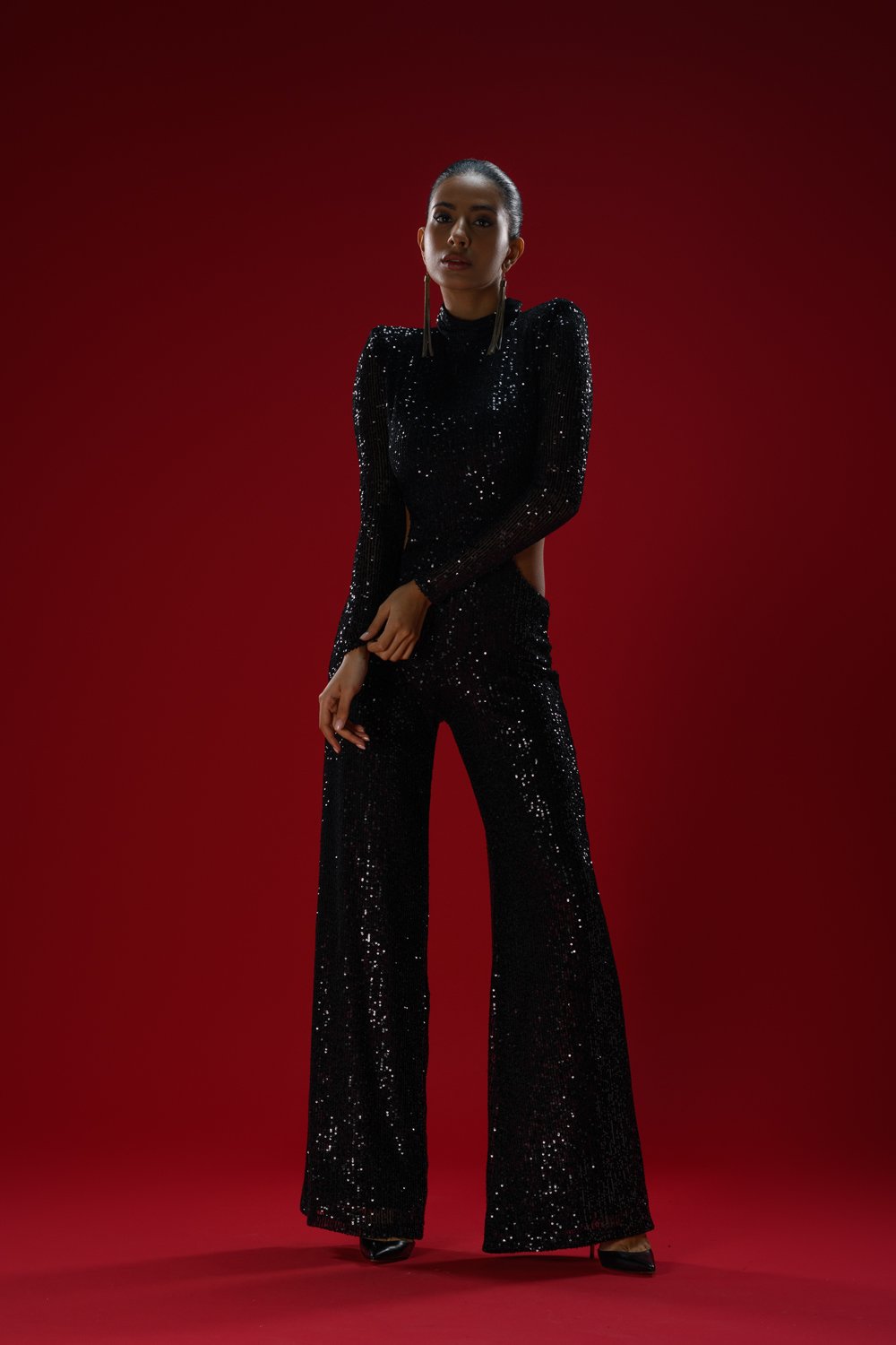 Gira Official-Siyah Payetli Cut Out Detaylı Tulum-Elbise-3-Milagron.com