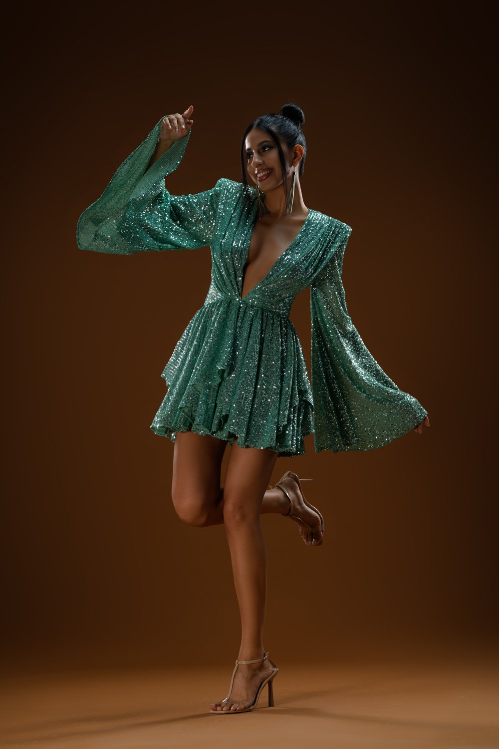 Gira Official-Yeşil Payetli Geniş Kol Detaylı Elbise-Elbise-6-Milagron.com