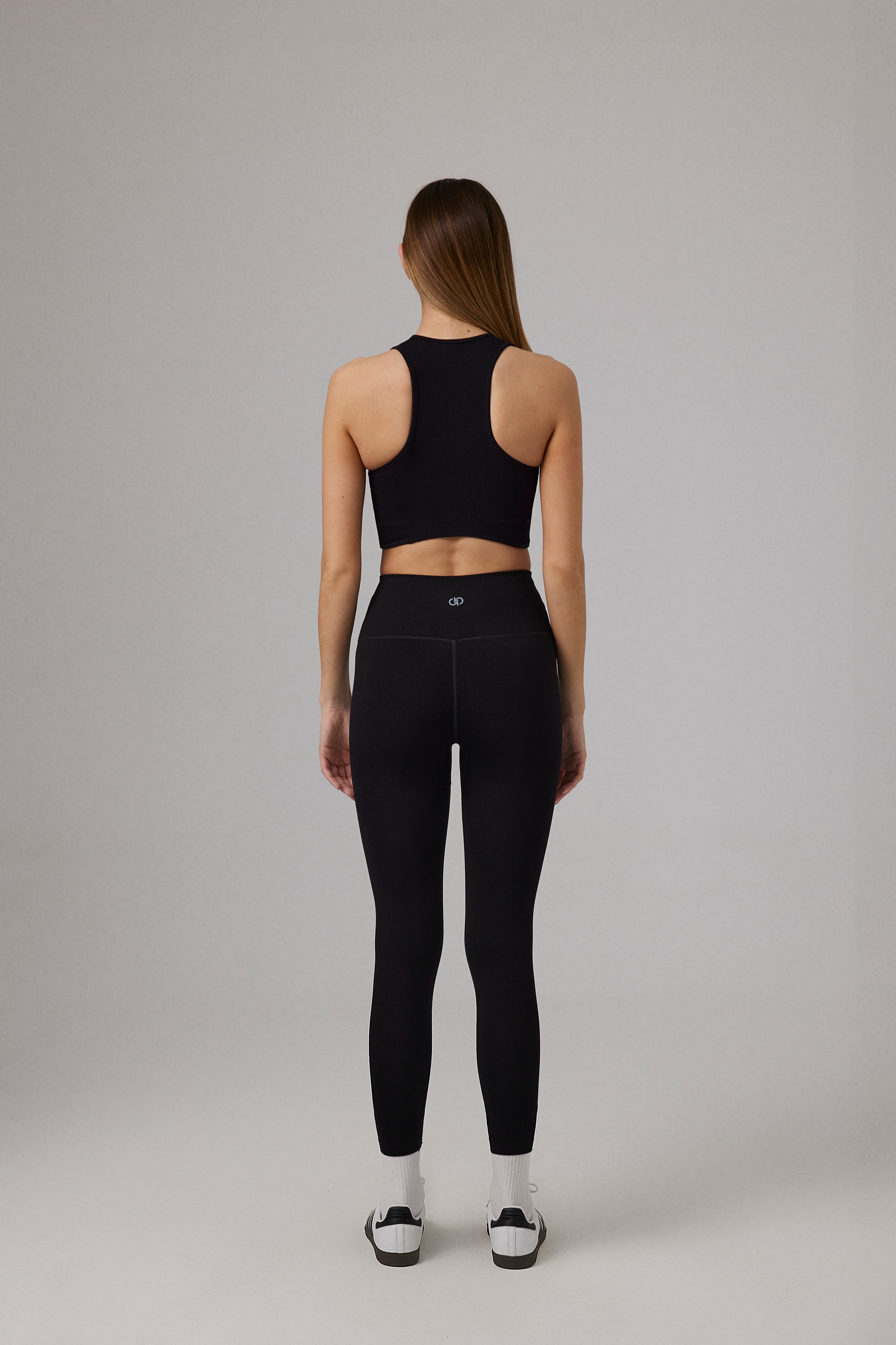 Glo Studio-Iris Seamless Bra Onyx-Bralet-4-Milagron.com