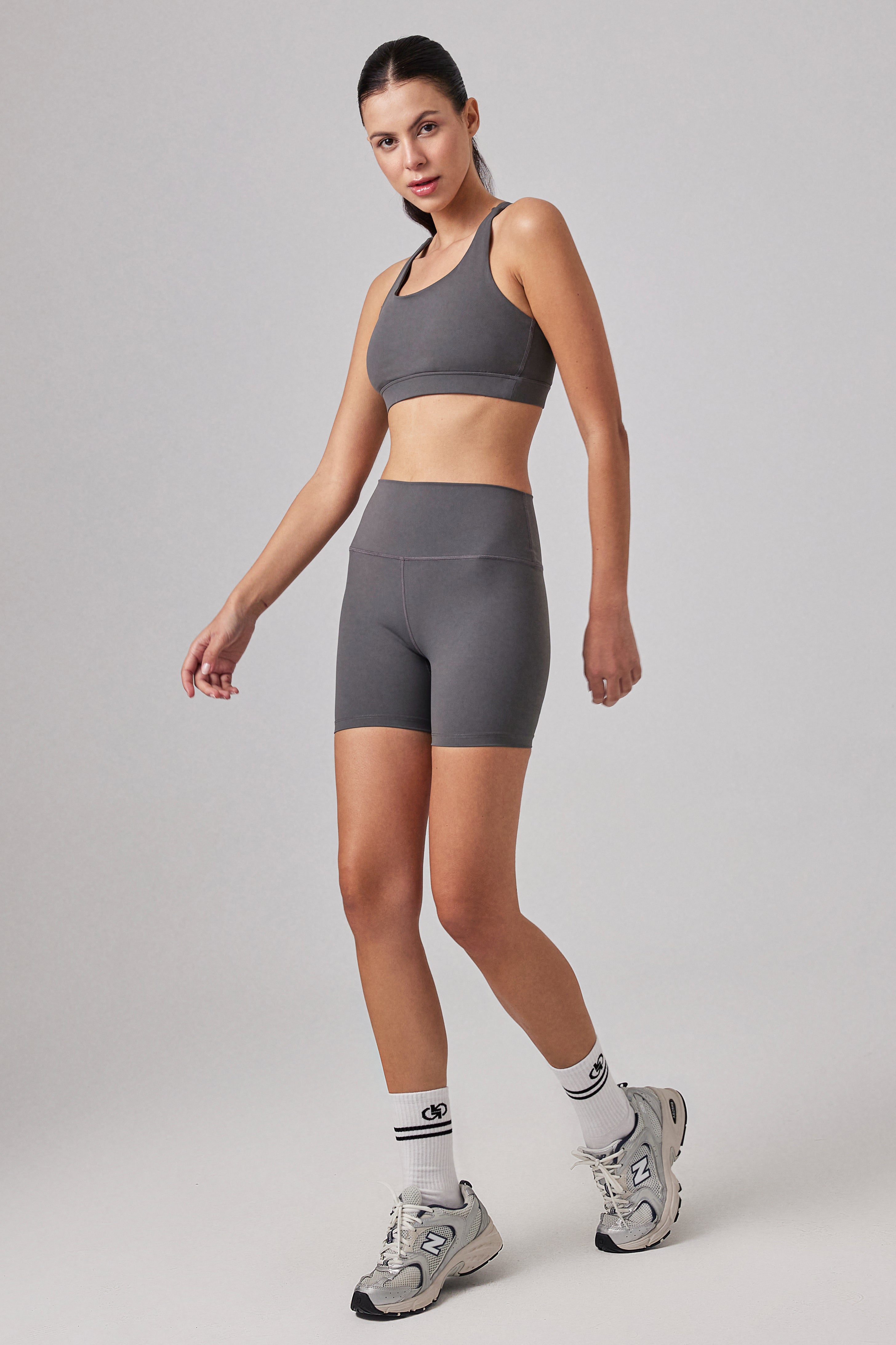 Glo Studio-London Glossy Biker Shorts Steel Gray-Şort-2-Milagron.com