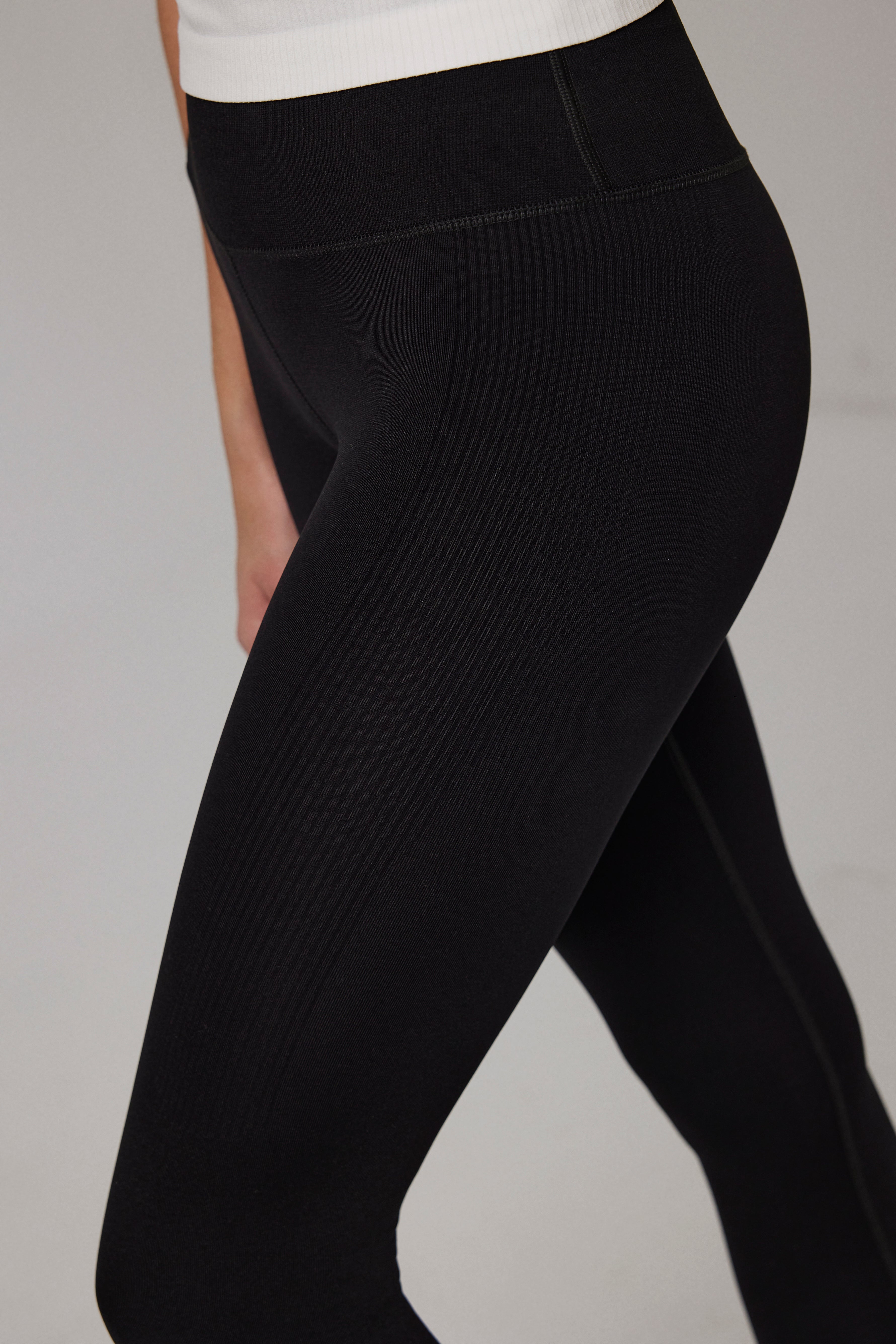 Glo Studio-Reina Seamless Legging Onyx-Tayt-5-Milagron.com