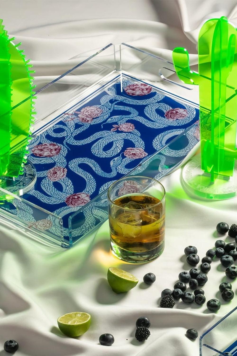 Gorgo Iruka-Akrilik Tepsi Lacivert Gül-Sunum Aksesuarları-3-Milagron.com