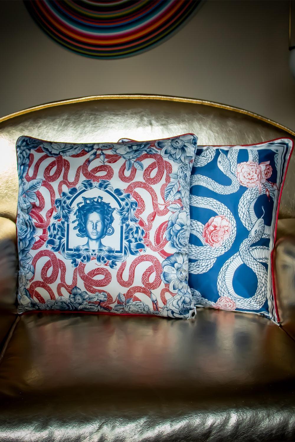 Gorgo Iruka-Kaz Tüyü Kırlent Medusa Bordo-Kırlent-3-Milagron.com