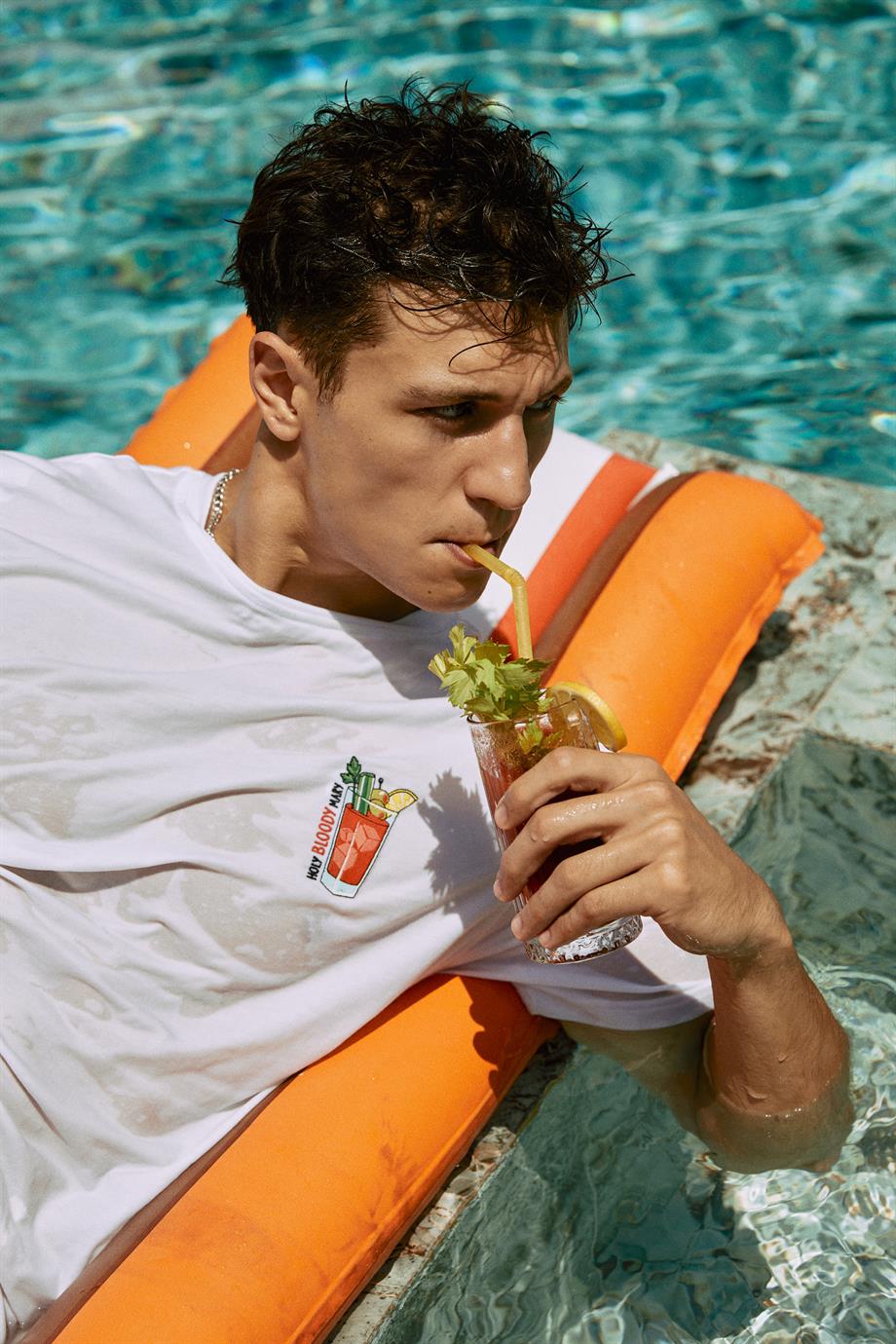 Gourmoji-Bloody Mary-T-Shirts-3-Milagron.com