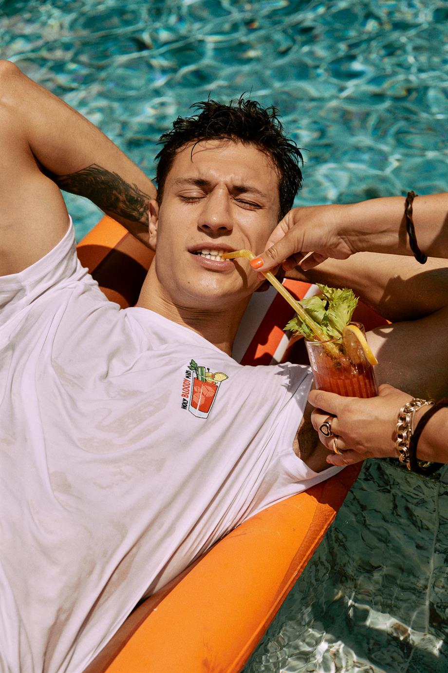 Gourmoji-Bloody Mary-T-Shirts-7-Milagron.com