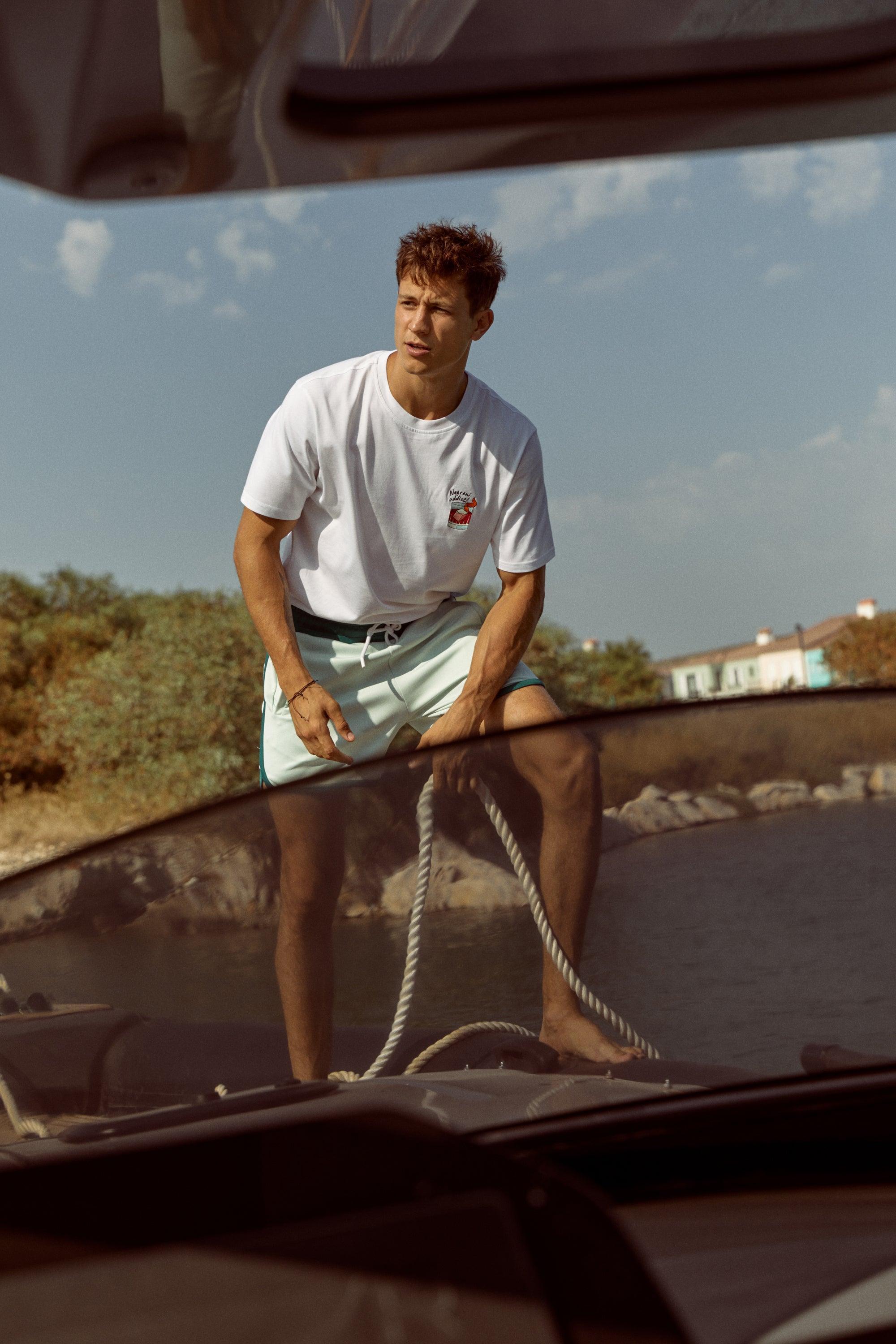 Gourmoji-Negroni-T-Shirts-6-Milagron.com