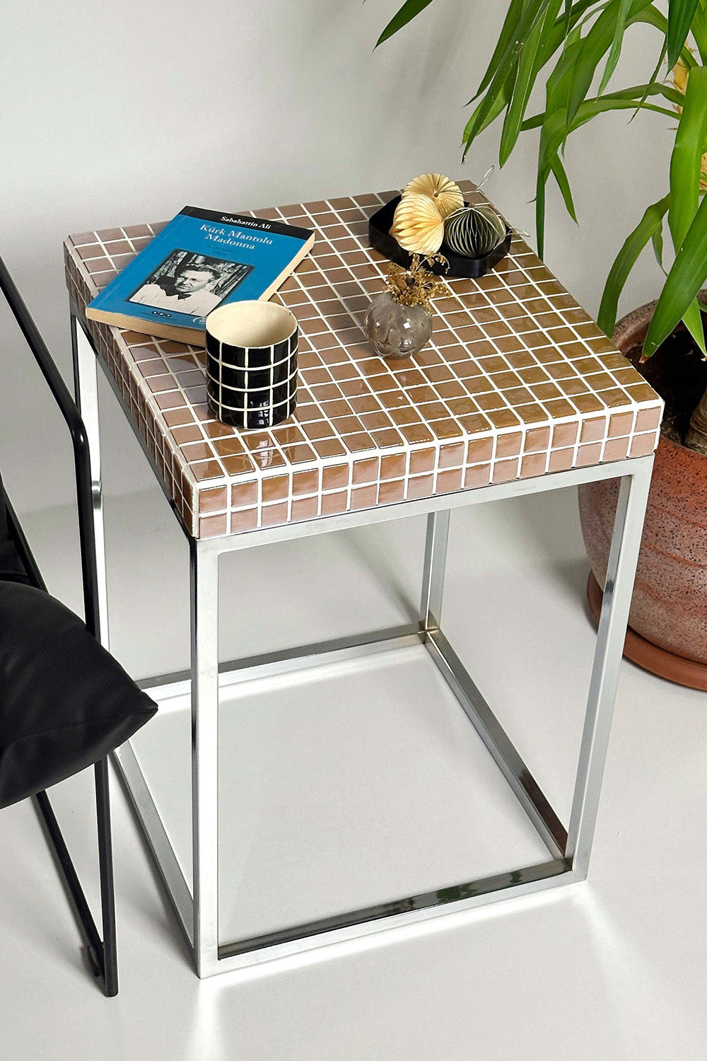 Grid Design-Lustramosa Yan Sehpa-Sehpa-14-Milagron.com