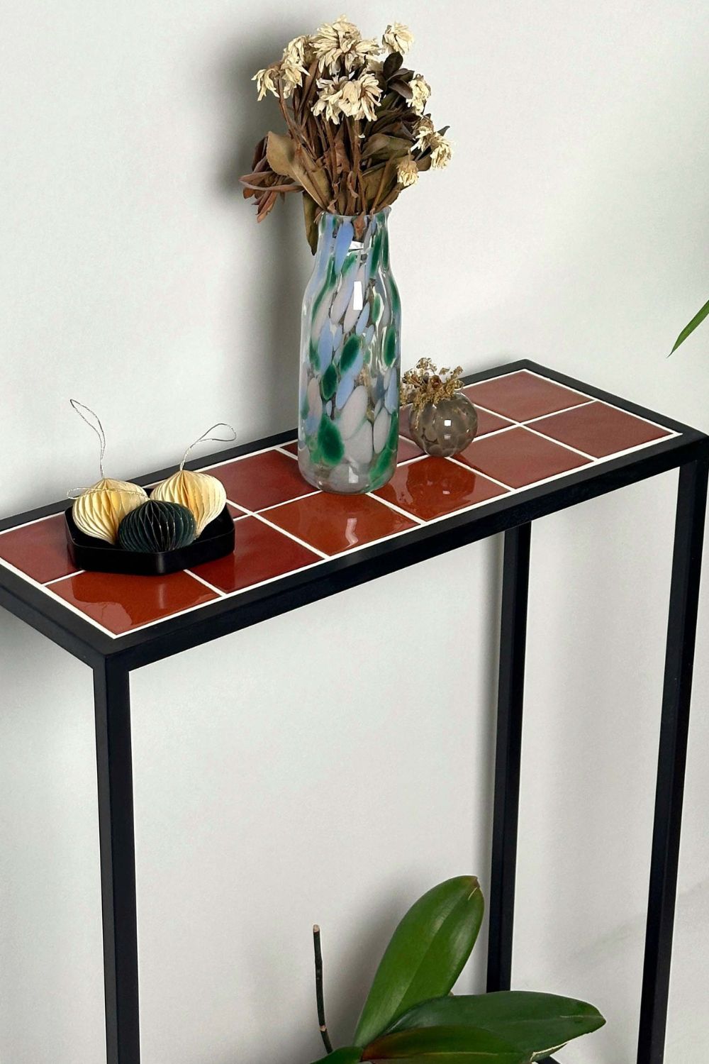 Grid Design-M-Quad Dresuar-Dresuar & Konsol-2-Milagron.com