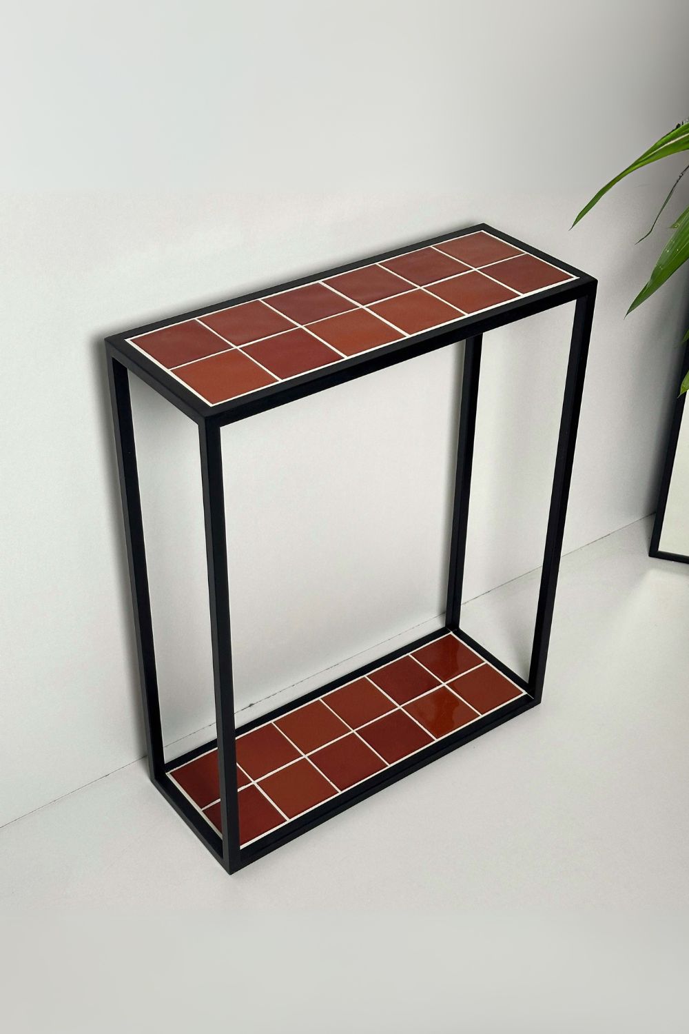 Grid Design-M-Quad Dresuar-Dresuar & Konsol-5-Milagron.com
