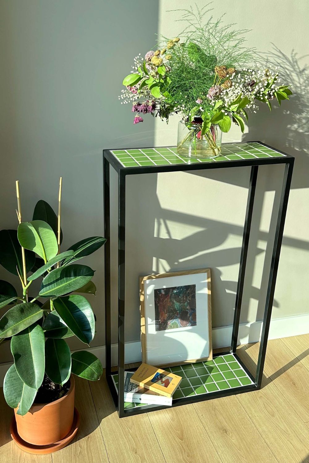 Grid Design-M-Quad Dresuar-Dresuar & Konsol-6-Milagron.com