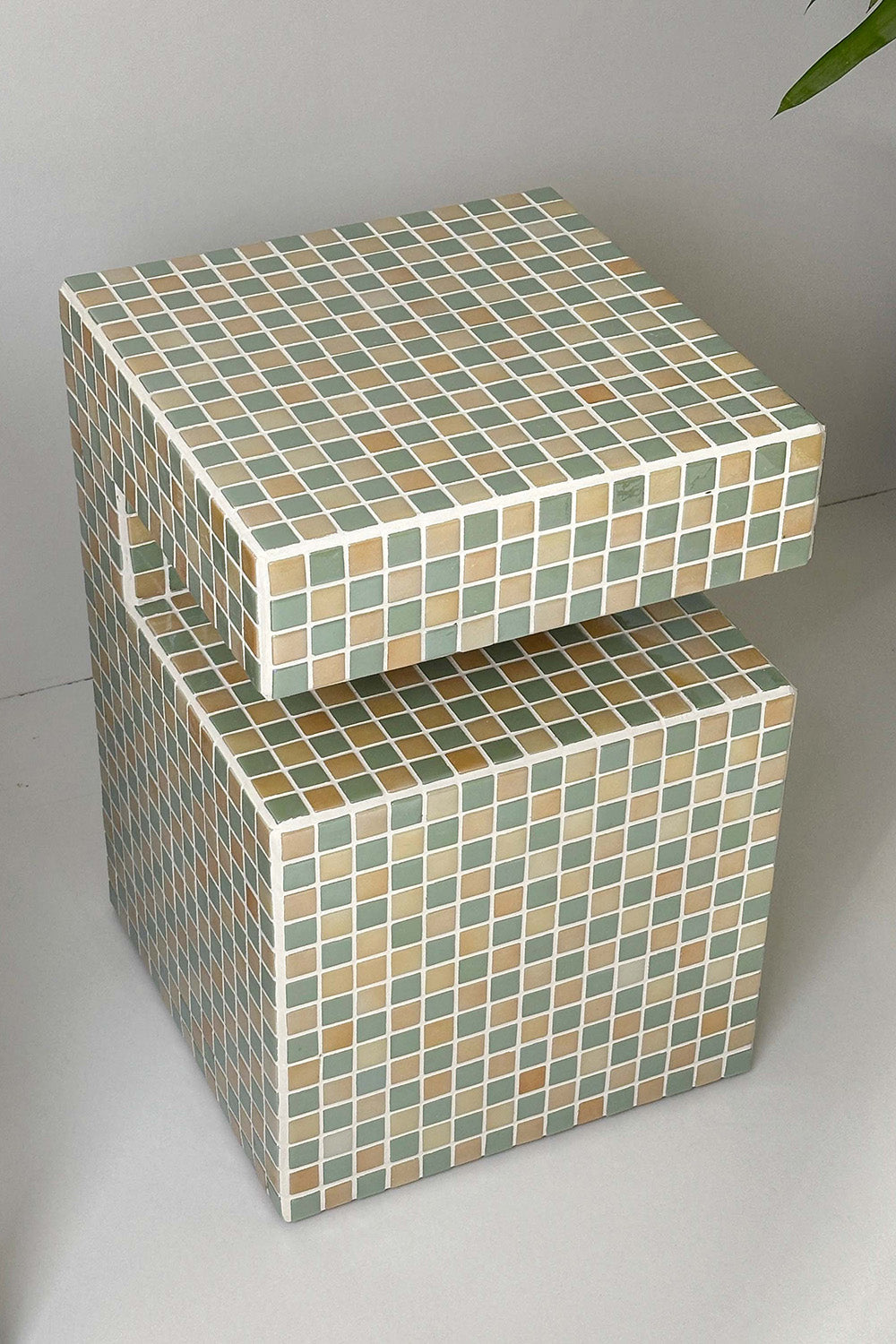 Grid Design-Minima Komodin-Ayna-12-Milagron.com