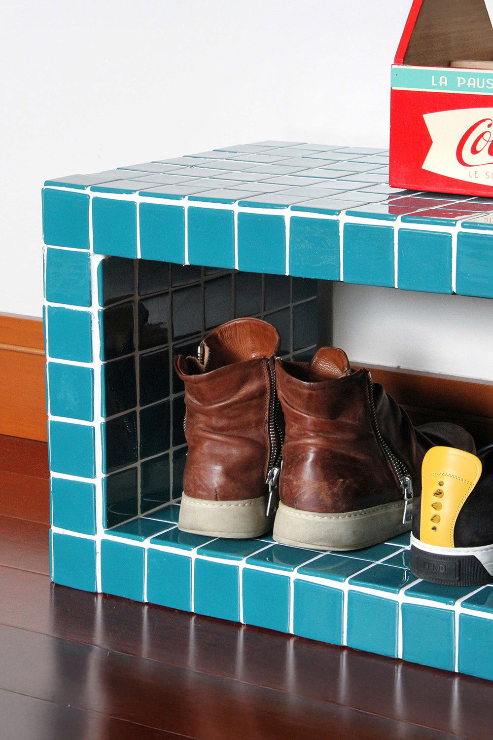 Grid Design-Shoey Orta Sehpa-Sehpa-10-Milagron.com