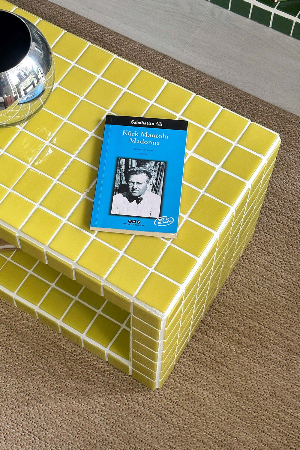 Grid Design-Shoey Orta Sehpa-Sehpa-11-Milagron.com