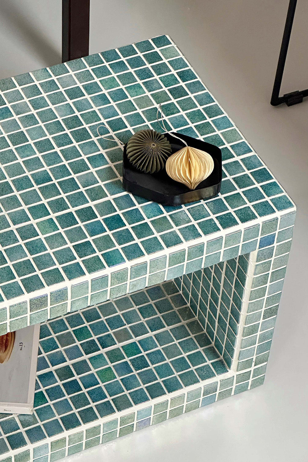 Grid Design-Shoey Orta Sehpa-Sehpa-22-Milagron.com