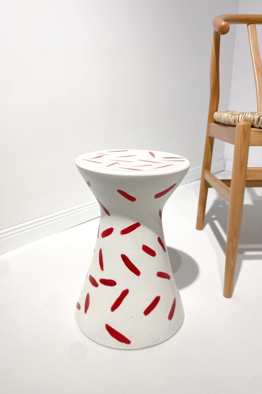 Hamdeko-Luna Seramik Sehpa Siyah Kırmızı-Sehpa-1-Milagron.com