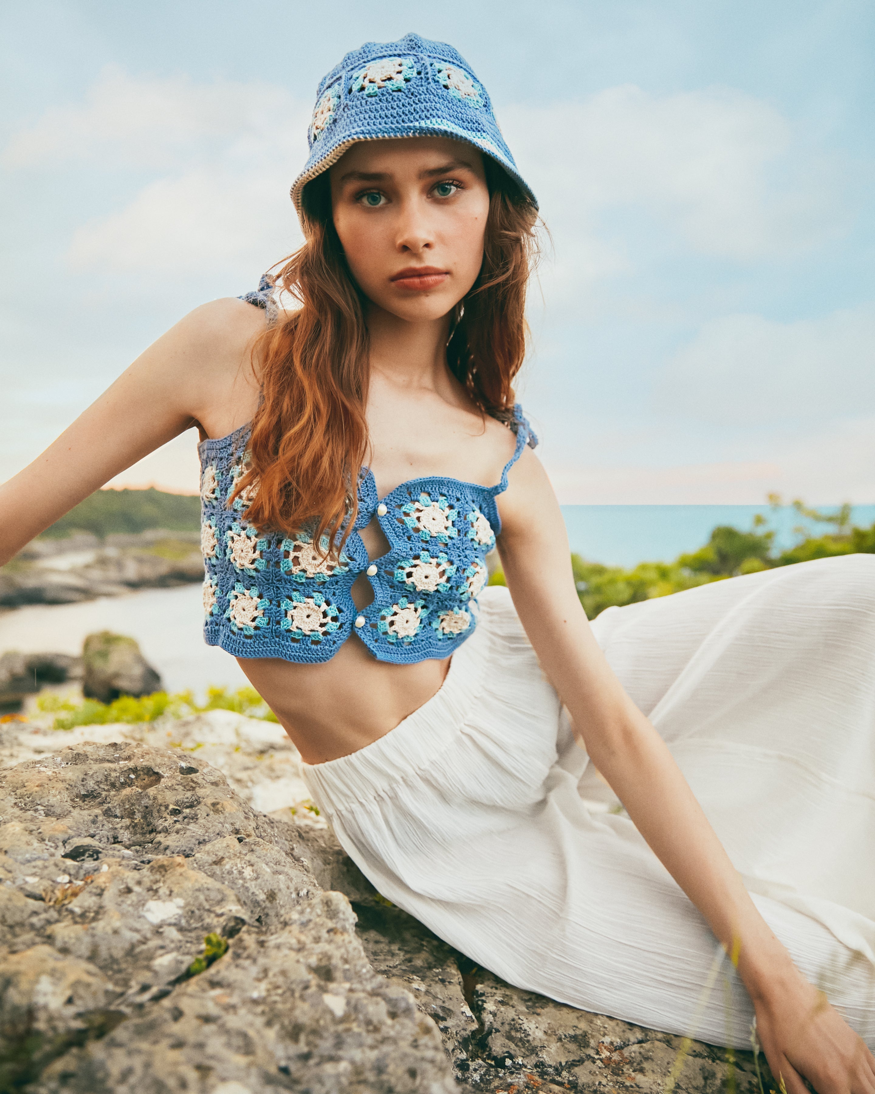 Handarte Los Angeles-Açık Mavi El Örgüsü "Motifli" Crop-Crop Top-2-Milagron.com