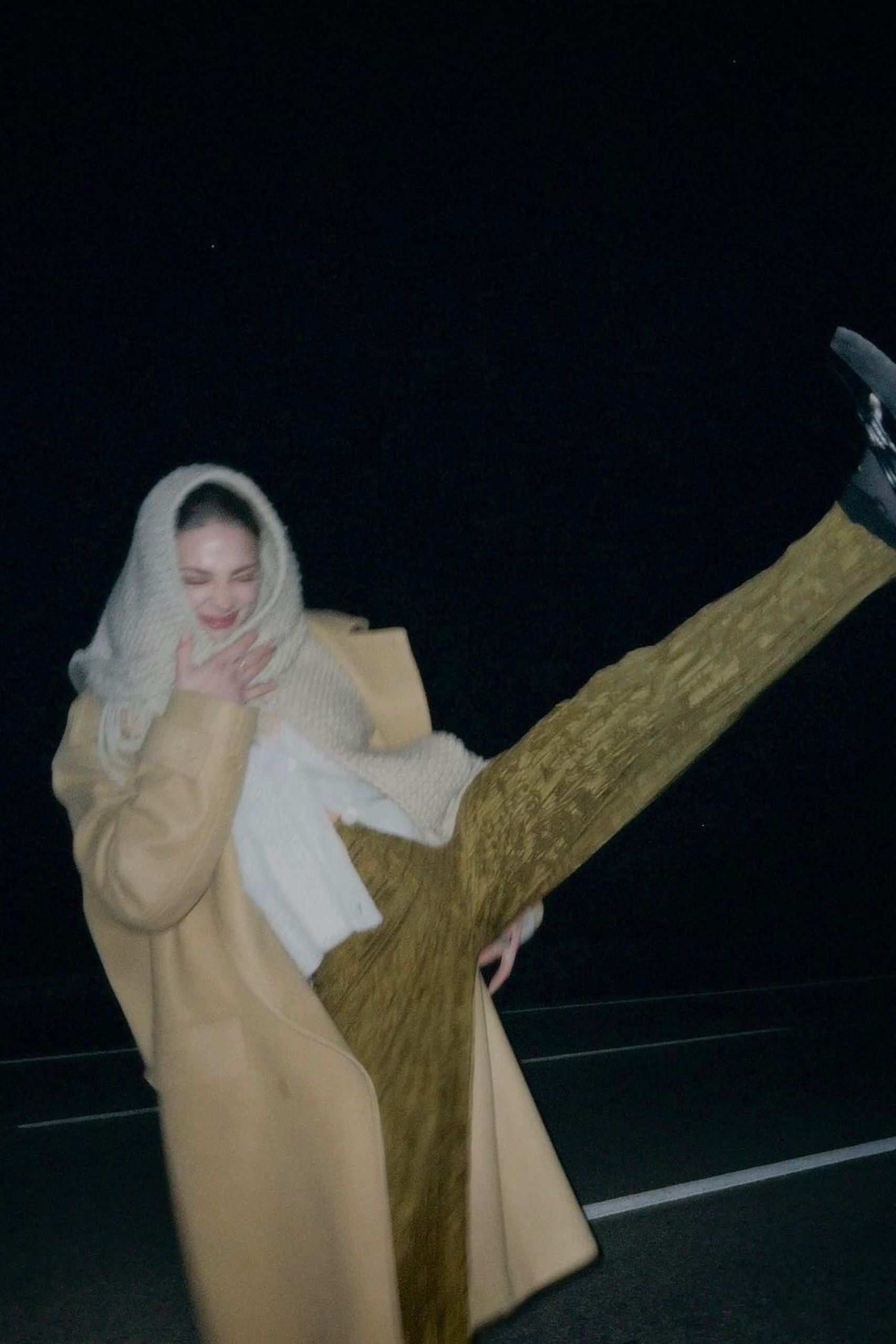 Handarte Los Angeles-Bej El Örgüsü Atkı-Atkı-3-Milagron.com