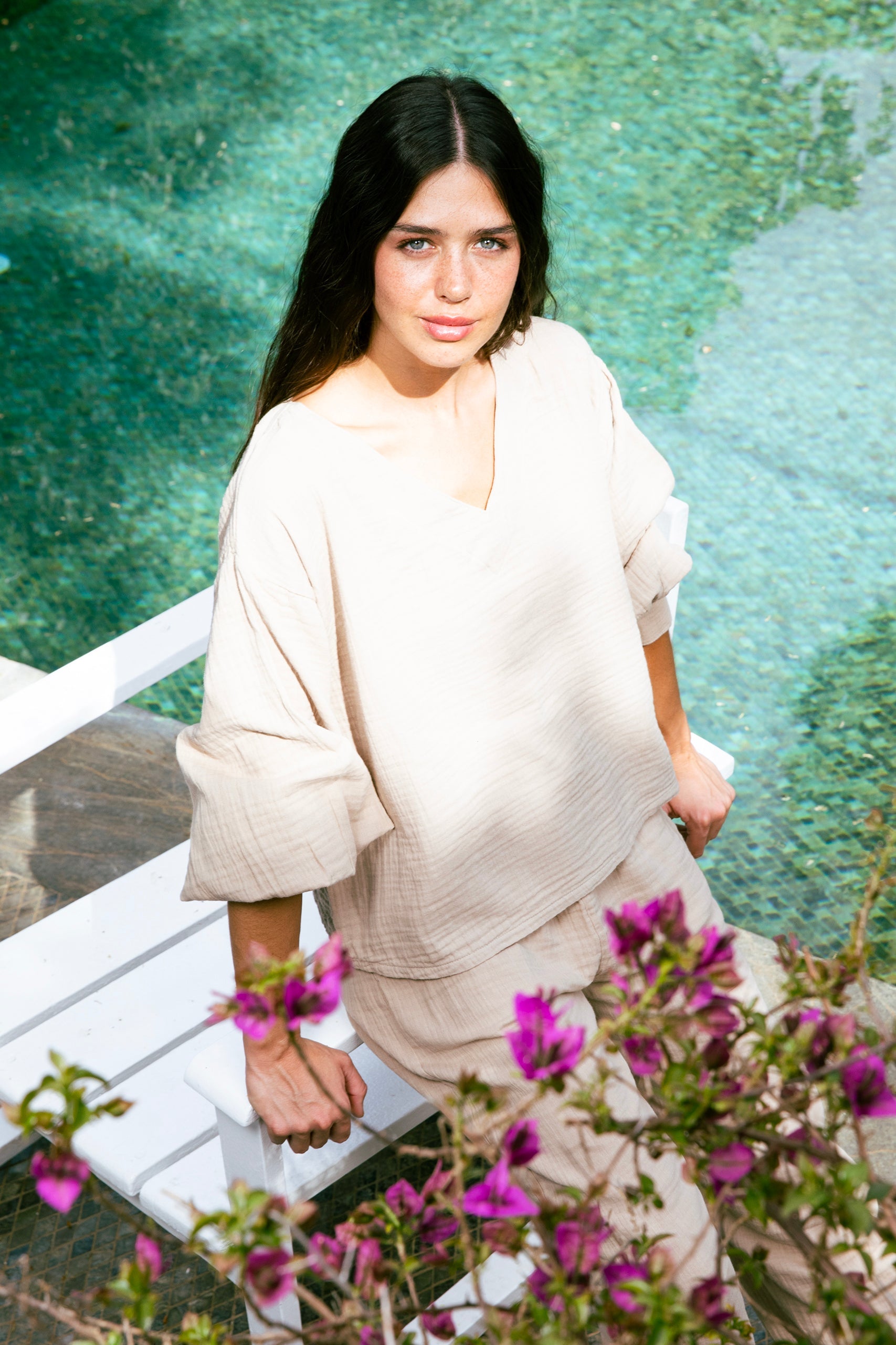 Handarte Los Angeles-Bej V Yaka Lodos Top-Top-2-Milagron.com