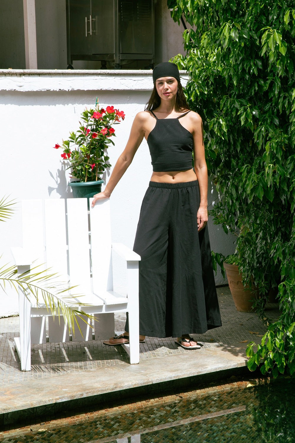 Handarte Los Angeles-Siyah Şile Bezi Kare Crop-Crop Top-8-Milagron.com