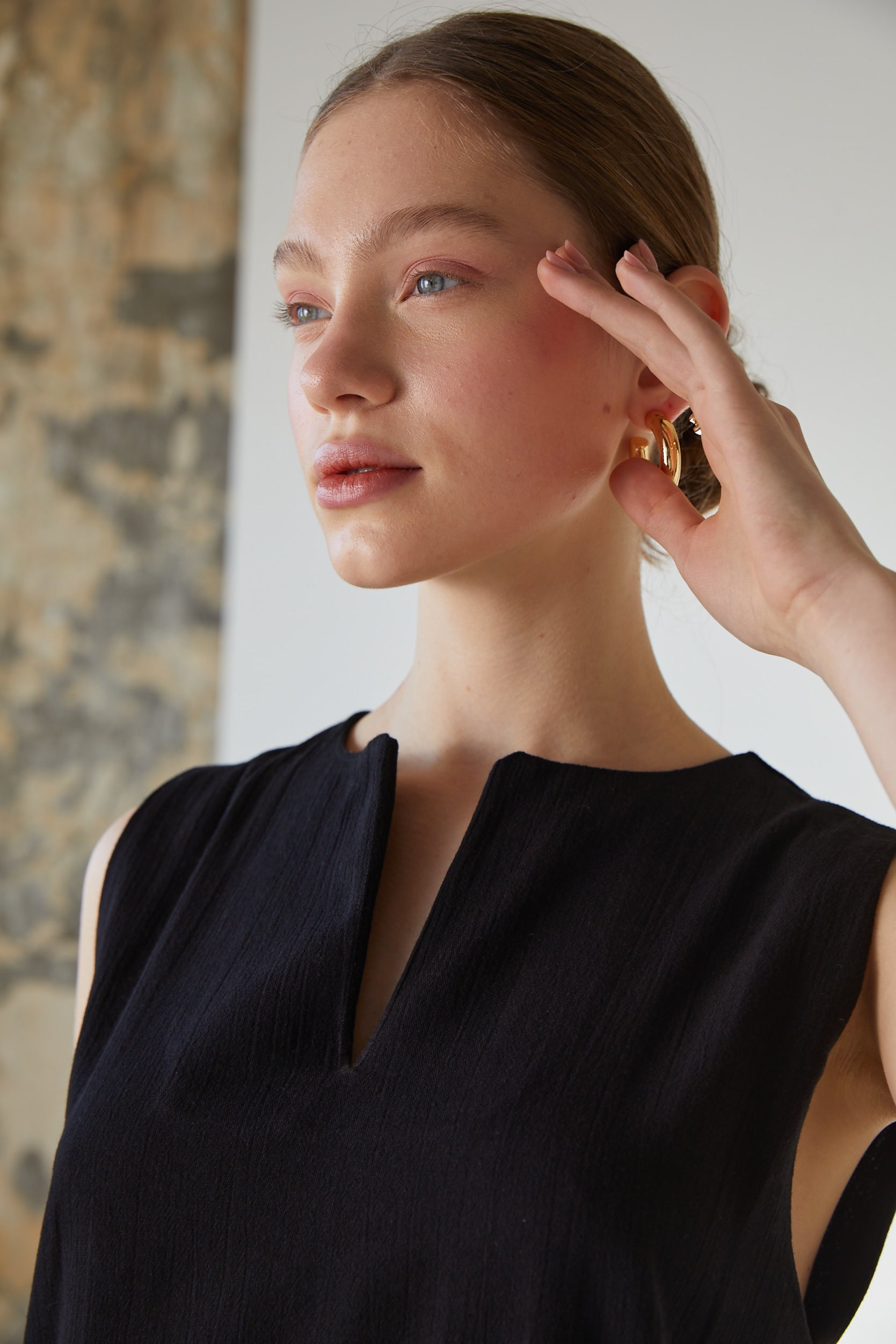 Handarte Los Angeles-V Yaka Siyah Mini Elbise-Elbise-5-Milagron.com