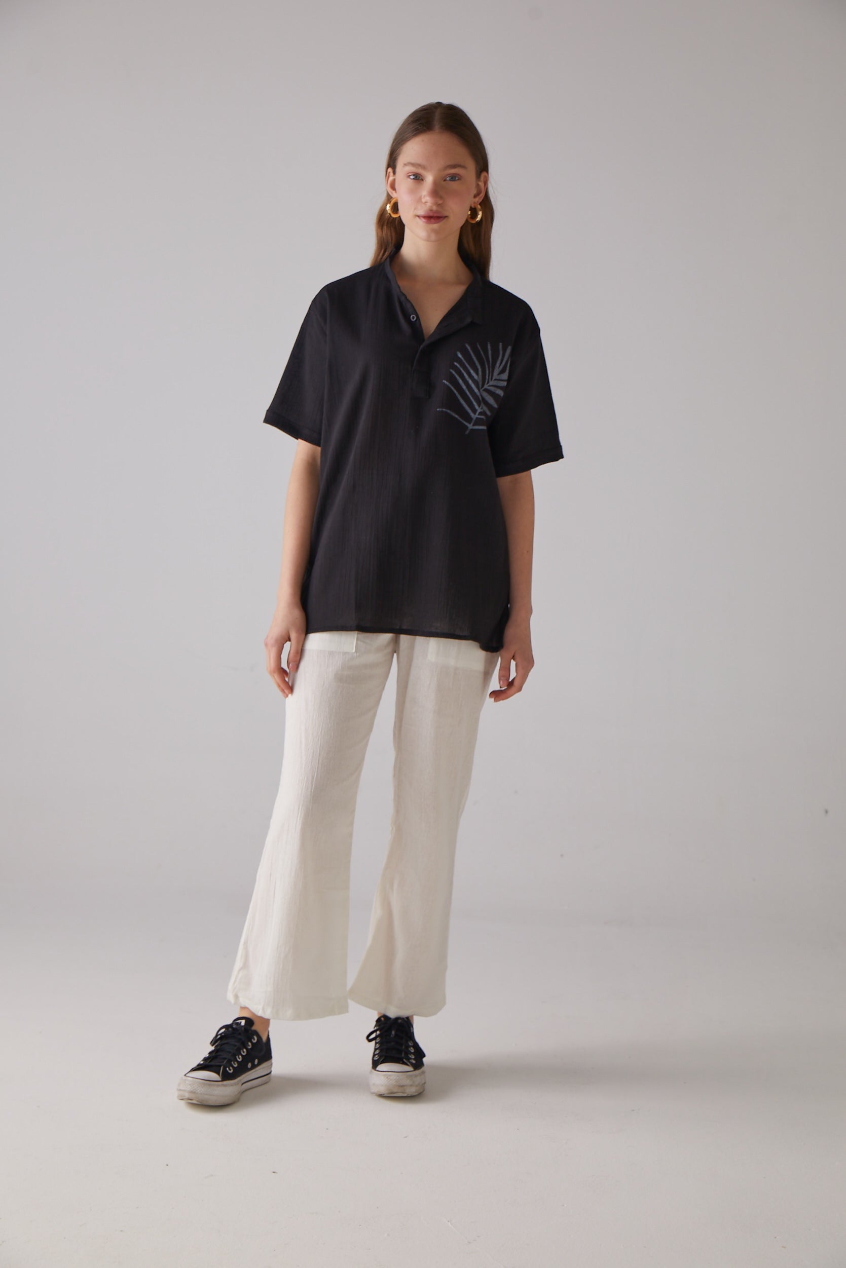 Handarte Los Angeles-Yaprak Desenli Kısa Kollu Siyah Gömlek-Gömlek-2-Milagron.com