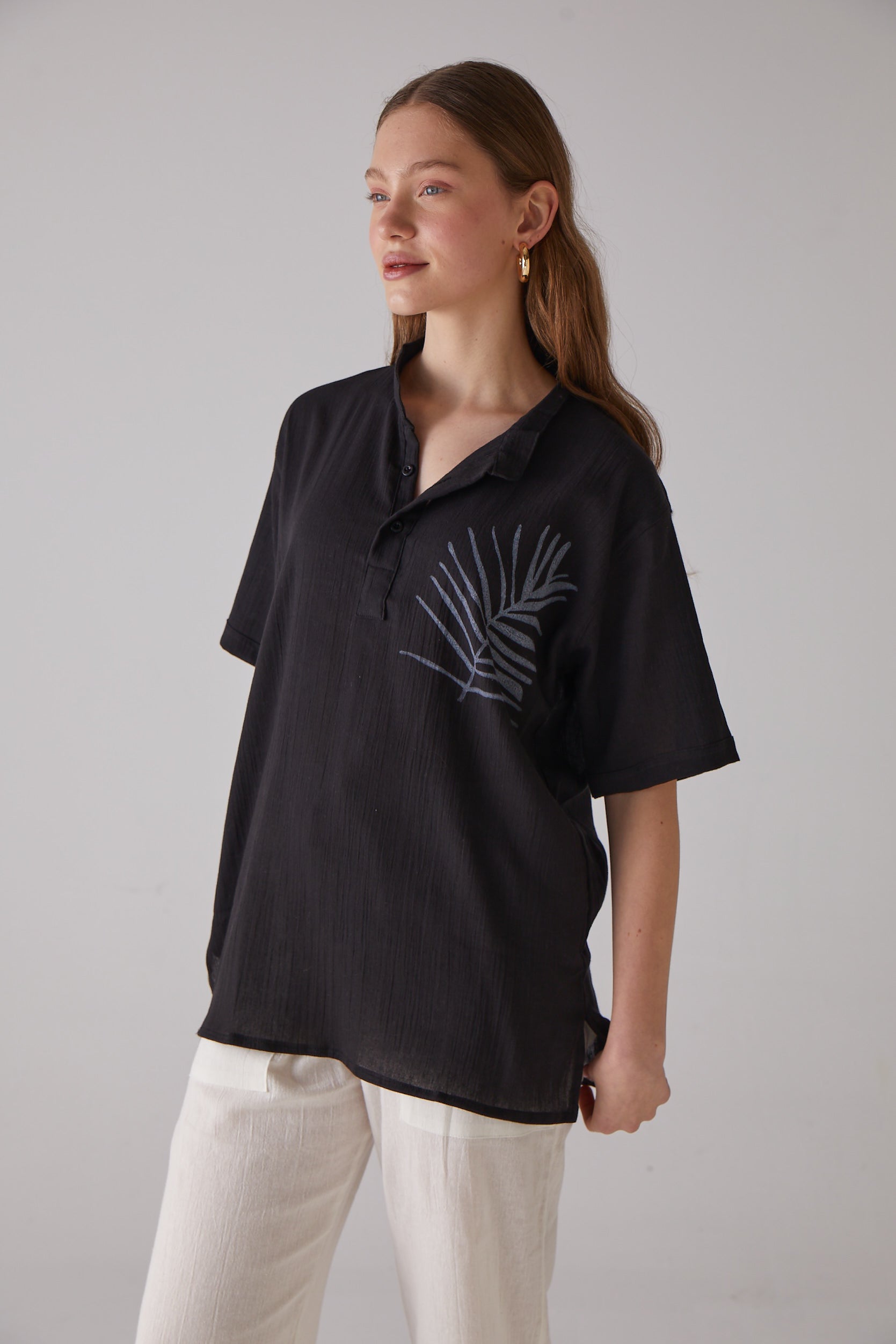 Handarte Los Angeles-Yaprak Desenli Kısa Kollu Siyah Gömlek-Gömlek-5-Milagron.com