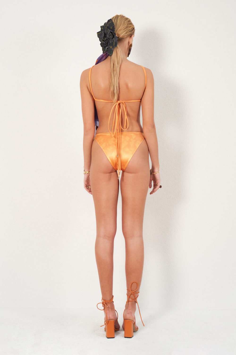 Haracci-Queen of Flowers Halter Mayo Mango Sarısı-Mayo-5-Milagron.com