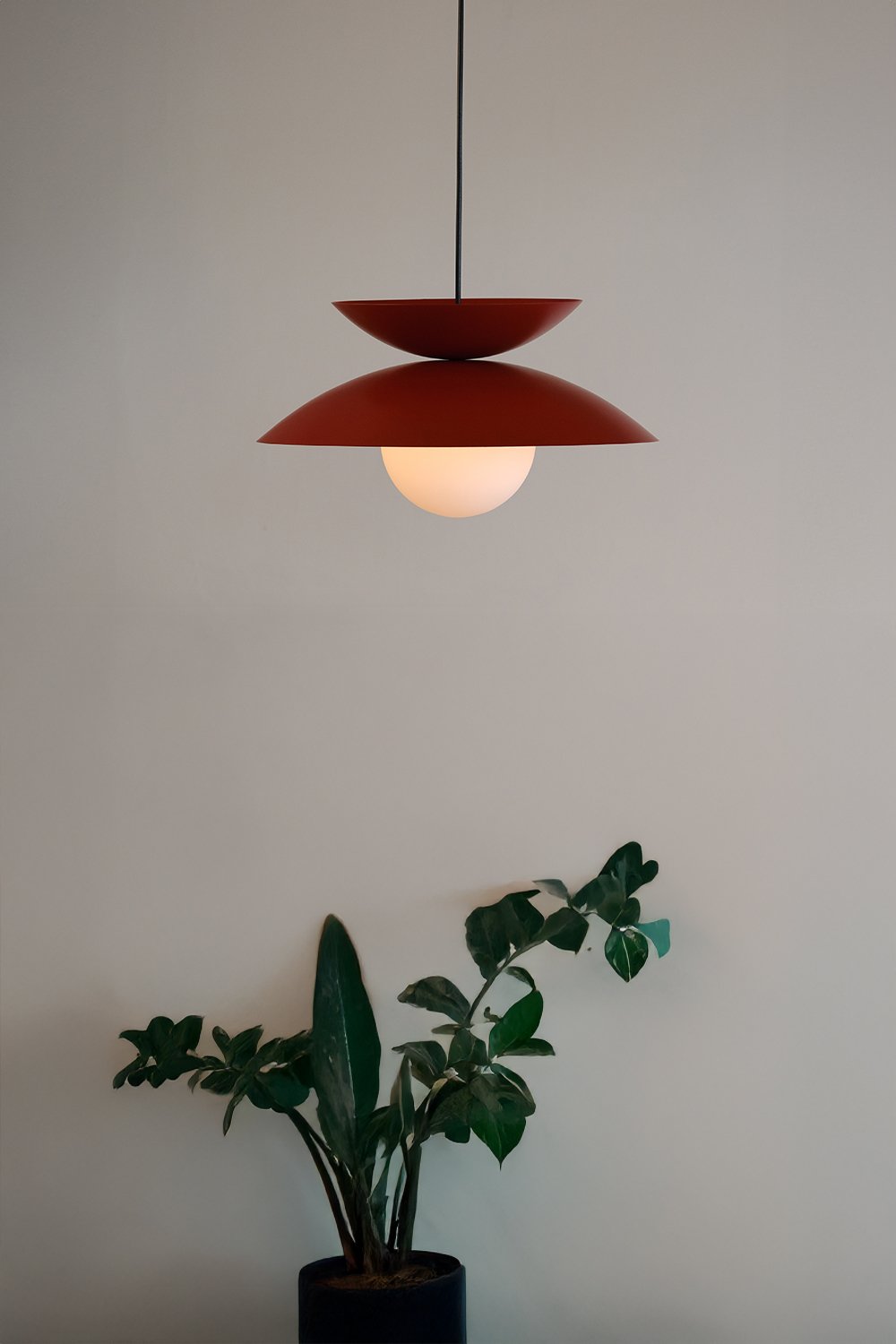 Heirloom-Luna Kırmızı Sarkıt Lamba-Avize-3-Milagron.com