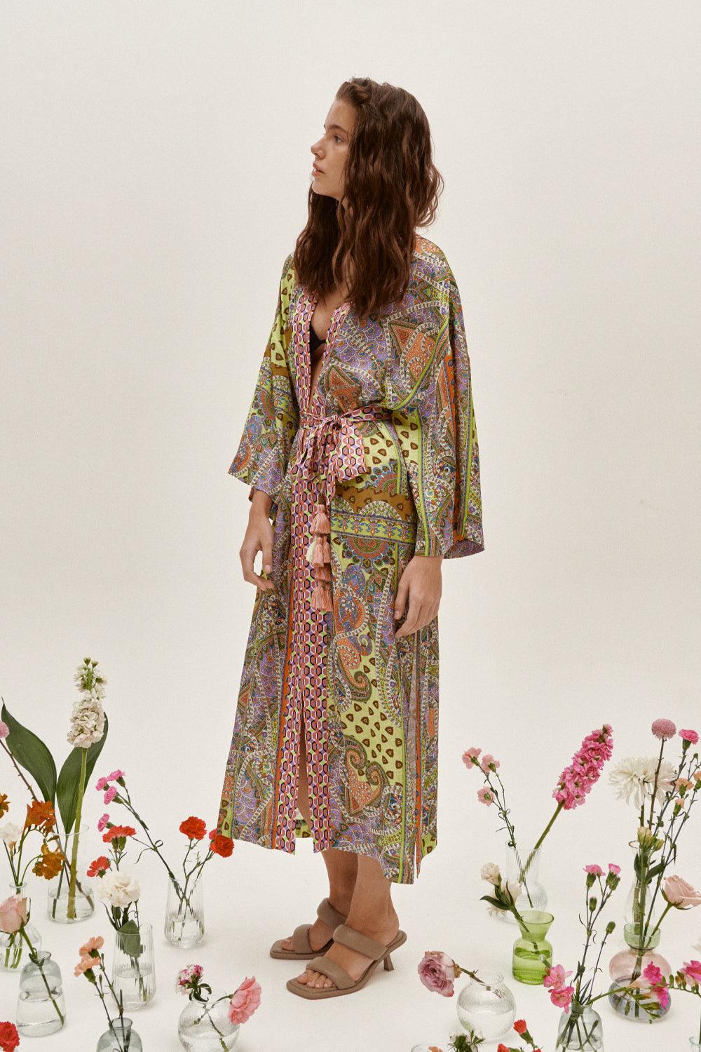 Hip + Happen-Beach Bliss-Kimono-3-Milagron.com