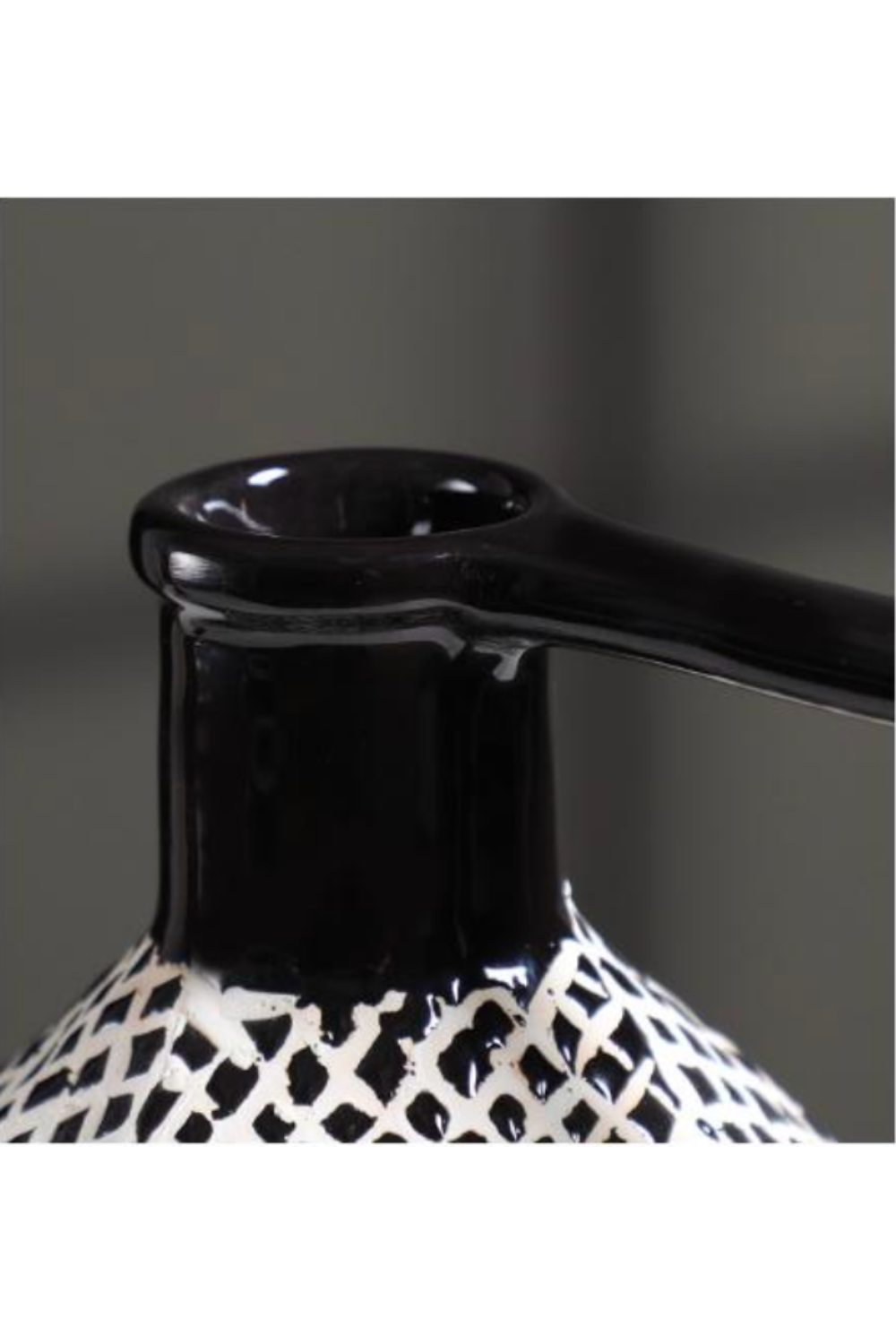 Hodhi-Chisaki Vazo-Vazo-4-Milagron.com