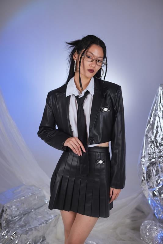 Crop Model Astarlı College Ceket Siyah