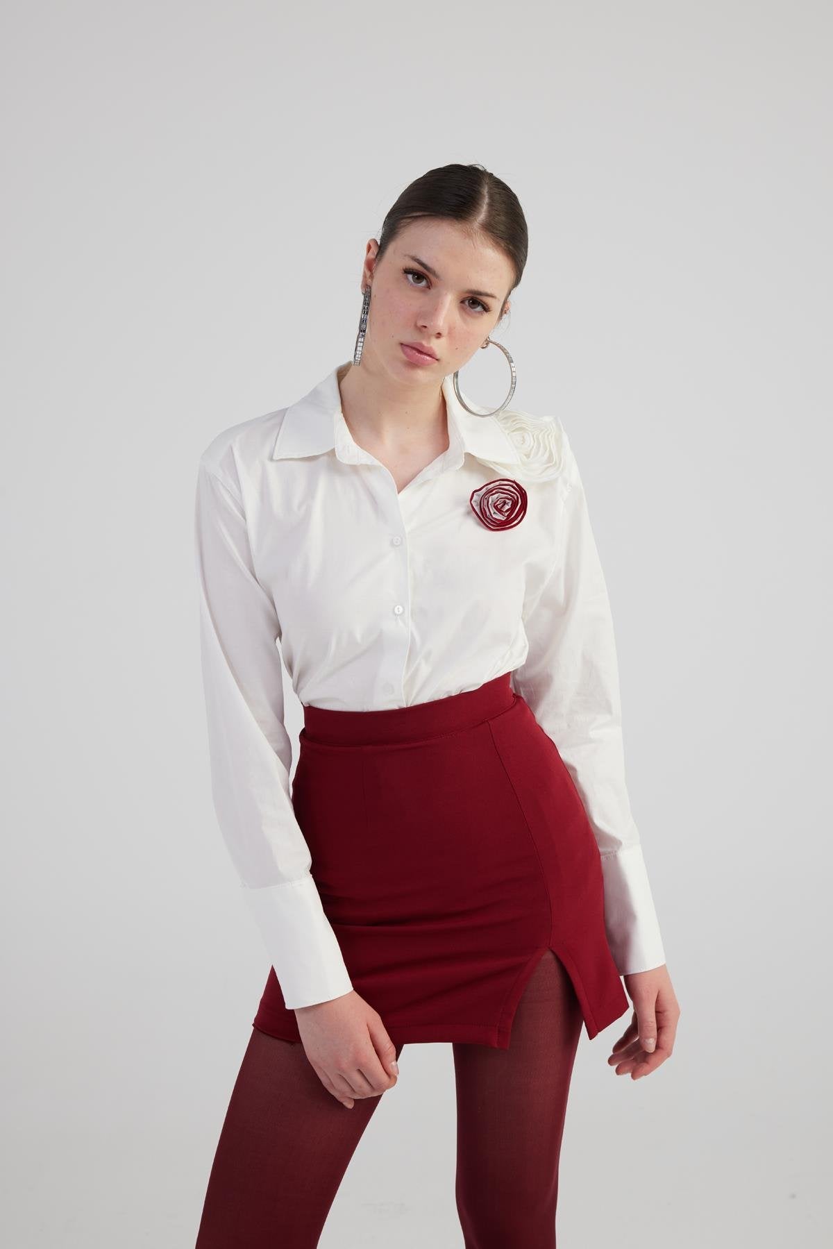 Gül Detaylı Poplin Madison Gömlek Beyaz