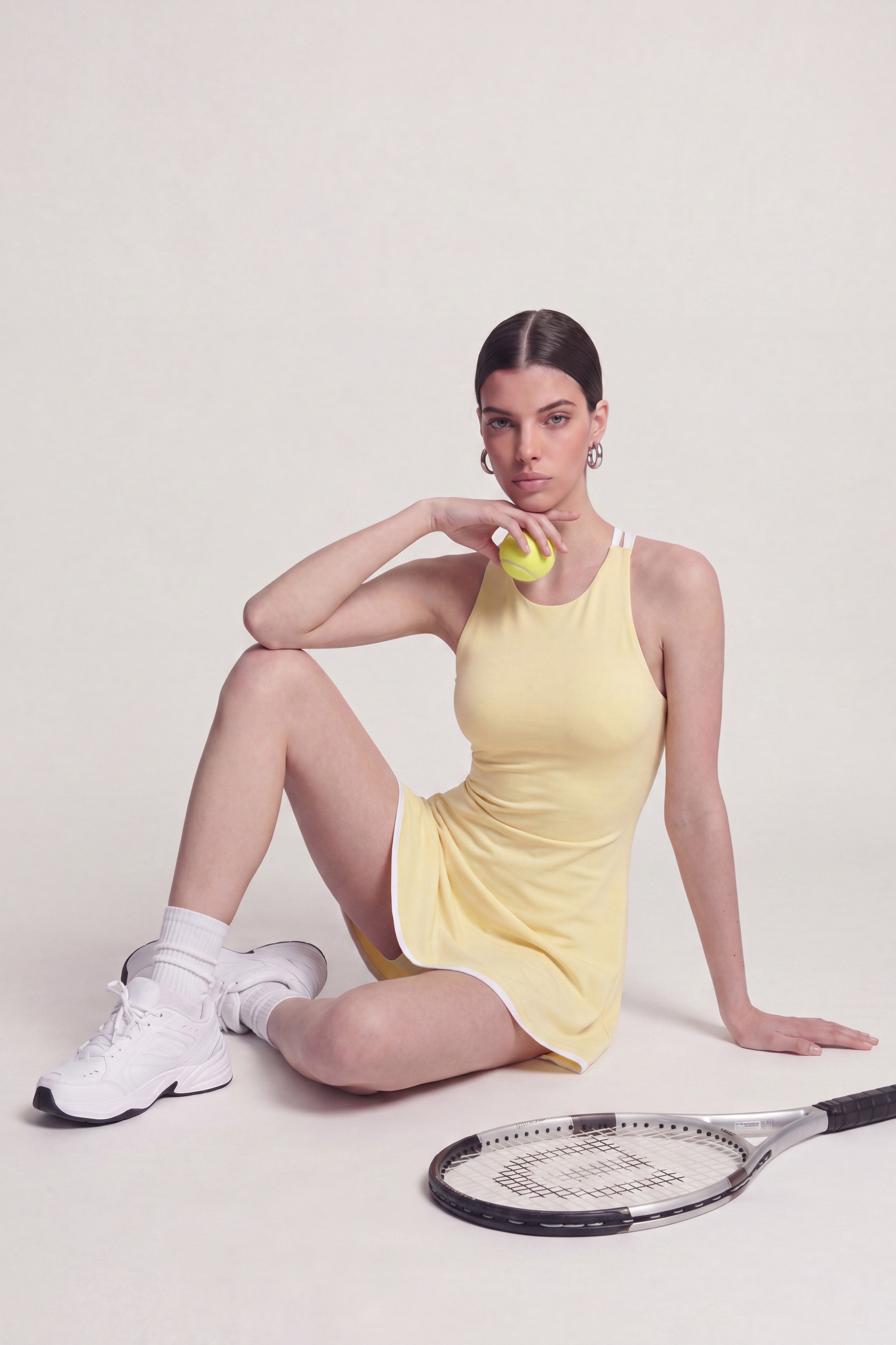 İÇi Şortlu Sırtı İP Detaylı Mini Mariya Elbise Sarı