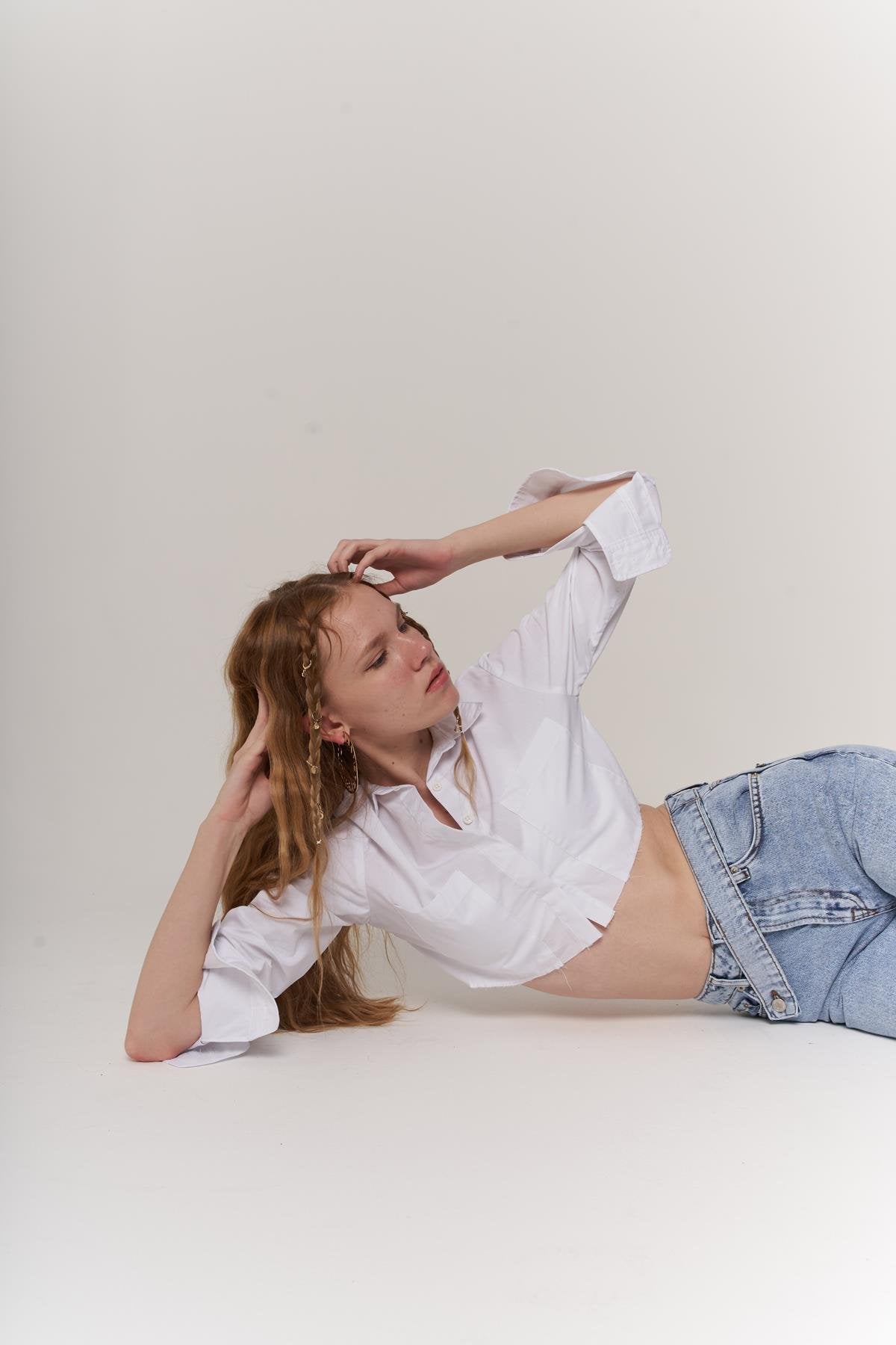 Kadın Beyaz Uzun Kol Düğmeli Crop Plank Gömlek
