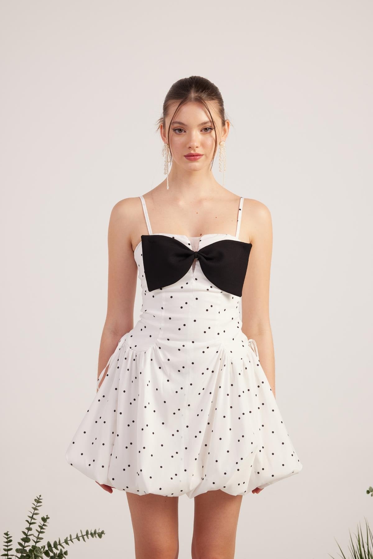 Puantiyeli Kurdele Detaylı Balon Etekli Mini Erica Elbise Beyaz