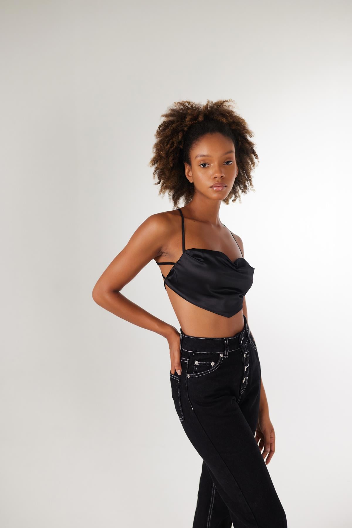 Holly Lolly-Shery Crop, Siyah-Bluz-4-Milagron.com