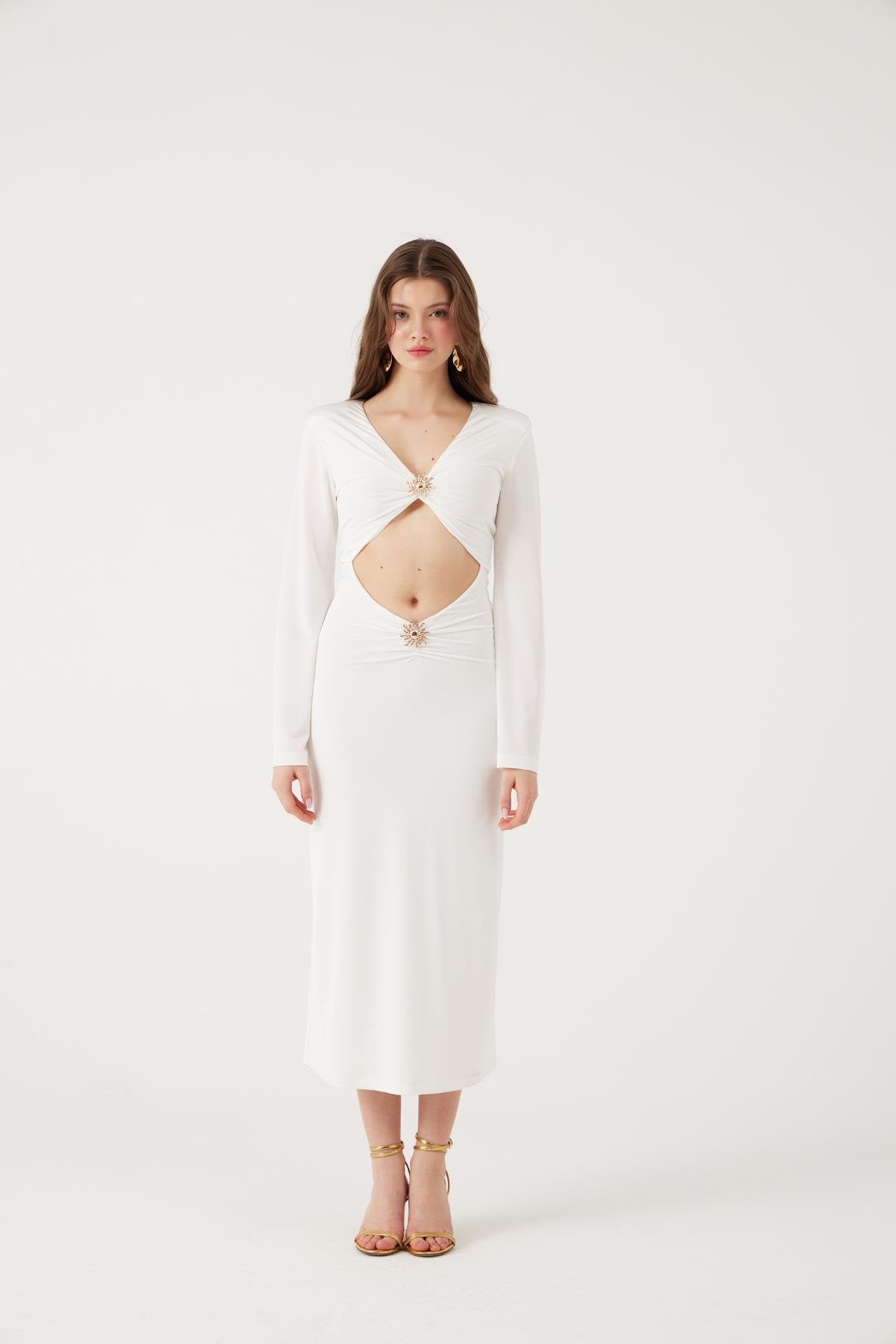 V Yaka Aksesuarlı Uzun Sunlit Elbise Beyaz