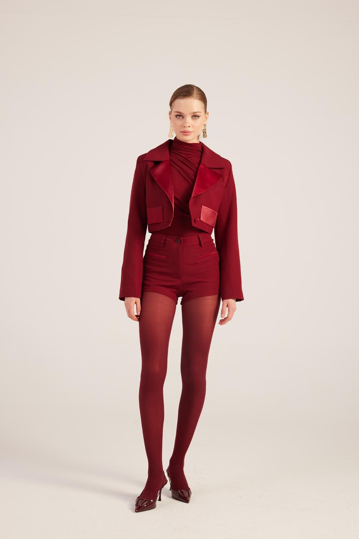 Yakası Saten Detaylı Camila Crop Blazer Ceket Bordo