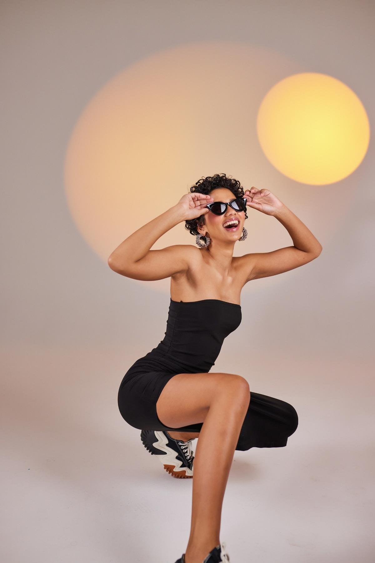 Yırtmaçlı Straplez Midi Bodycorn Elbise Siyah