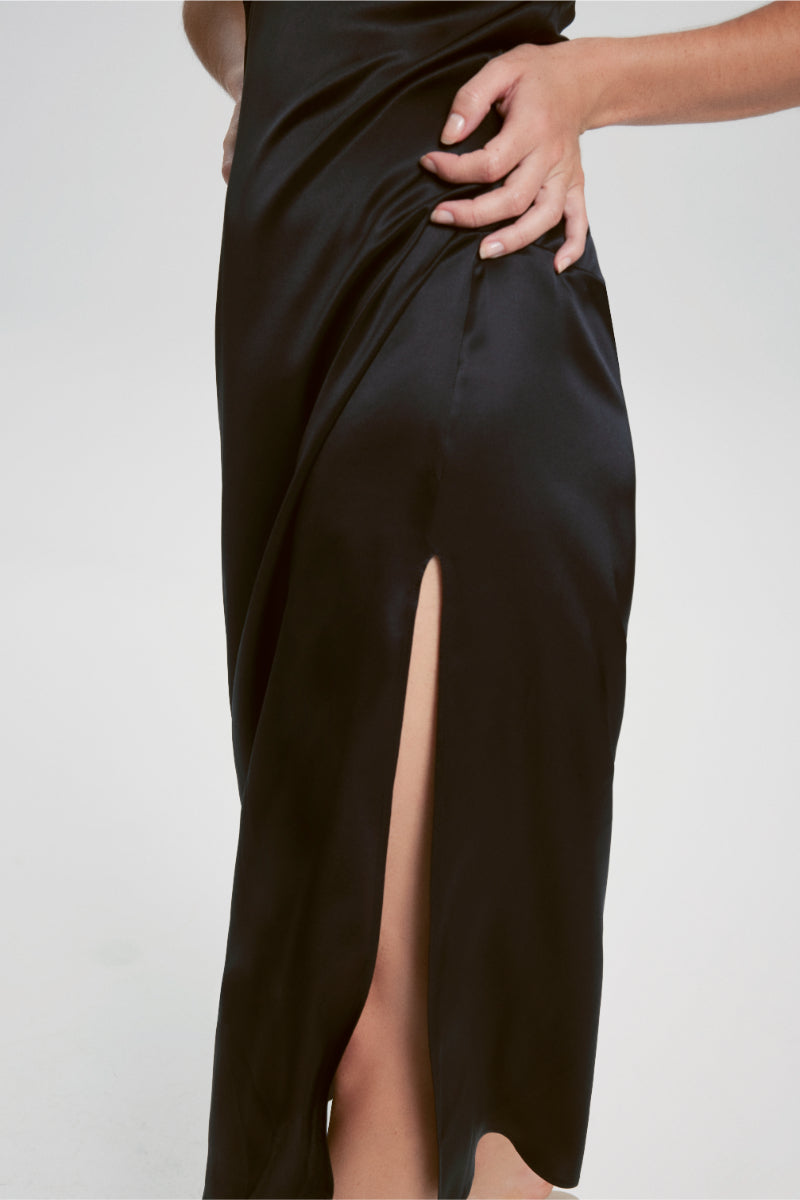 House Of Silk-Evelyn İpek Tül Detaylı Yırtmaçlı Elbise-Elbise-3-Milagron.com