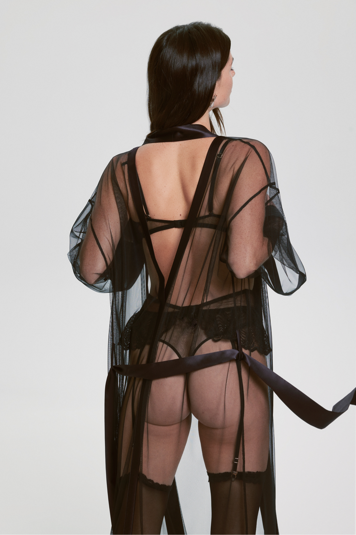 House Of Silk-Gisele Tül Uzun Sabahlık Siyah-Sabahlık-1-Milagron.com