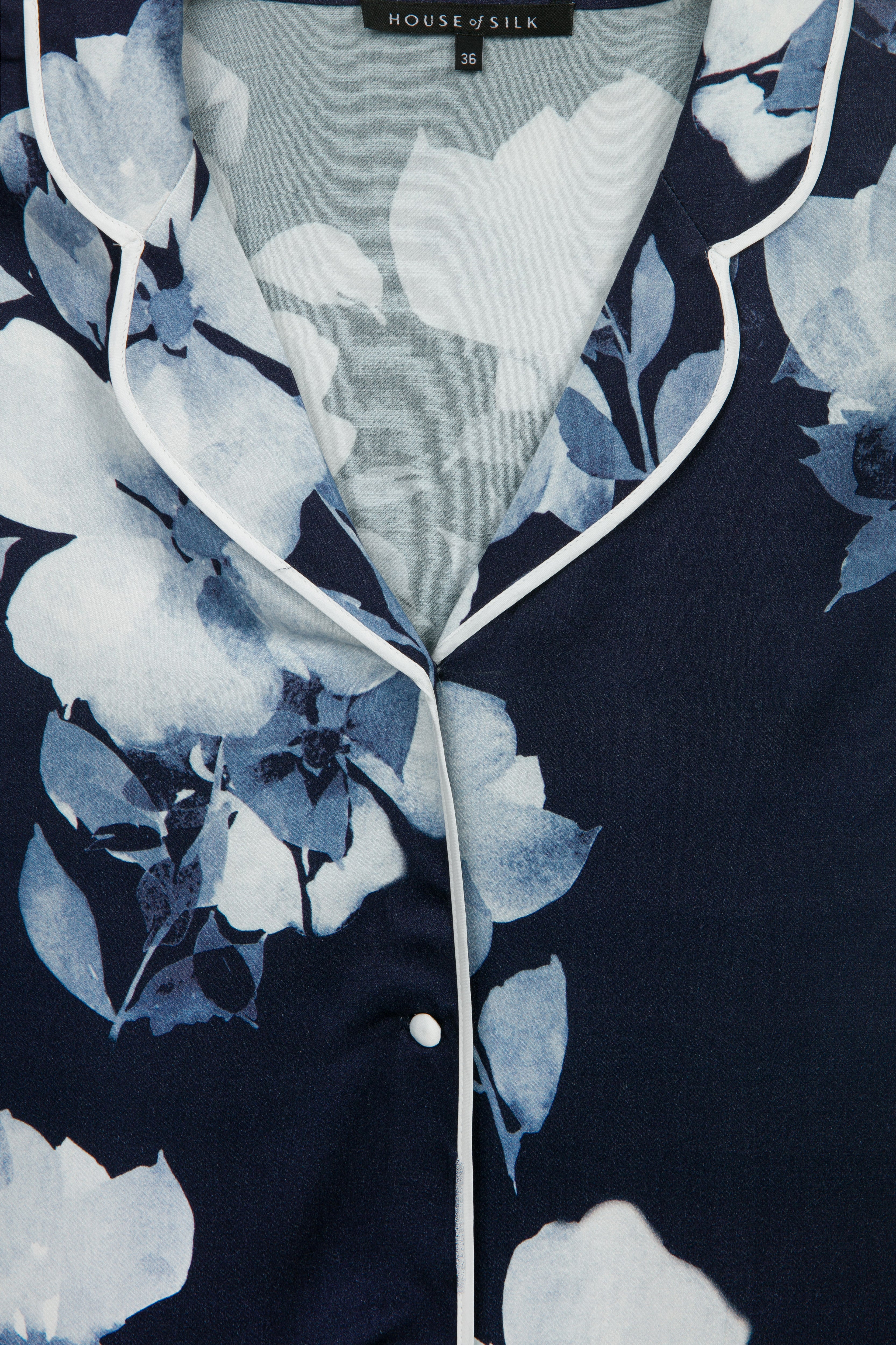 House Of Silk-Lavinia Çiçek Desenli Viskon Pijama Takımı Lacivert-Pijama Takımı-7-Milagron.com