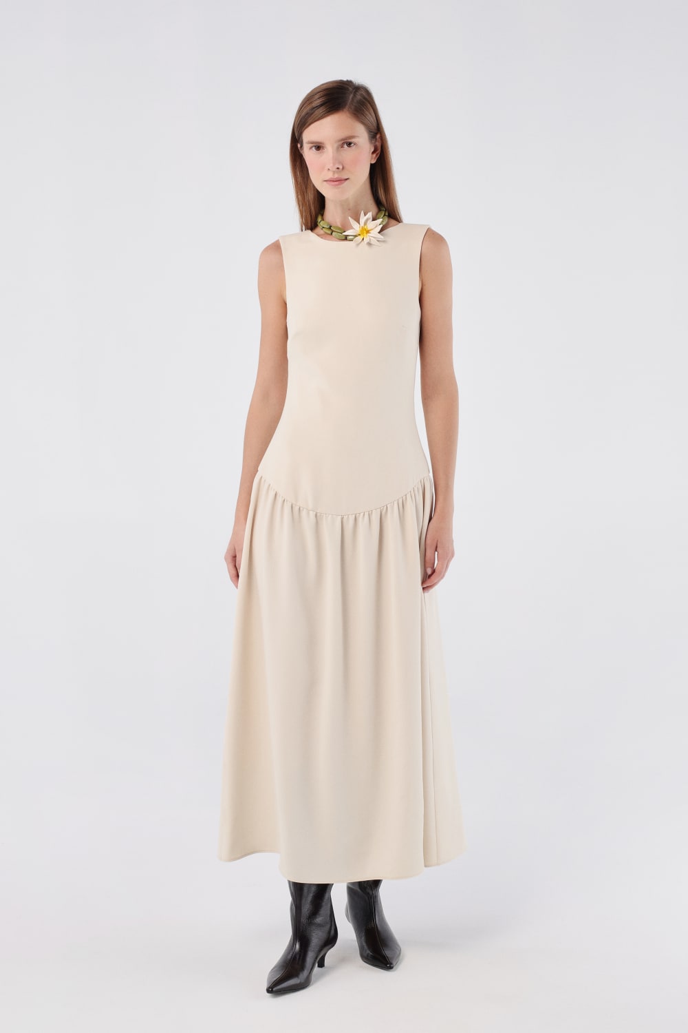 House of IKA-Derin V Kesim Sırtlı Midi Elbise-Elbise-1-Milagron.com