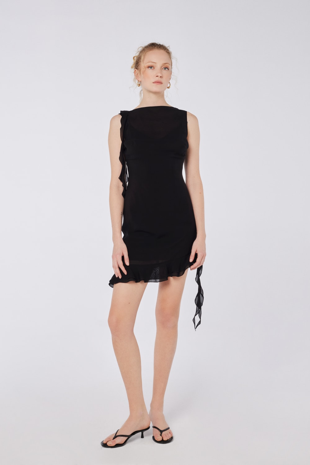 House of IKA-Fırfırlı Asimetrik Viskon Mini Elbise-Elbise-1-Milagron.com