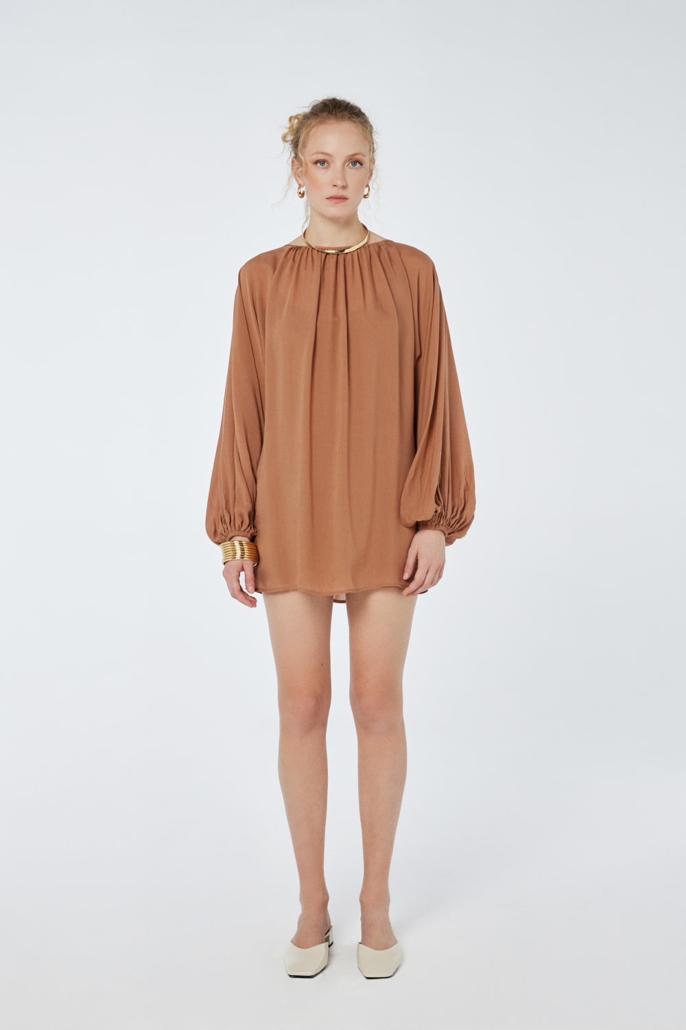 House of IKA-Hacimli Yarasa Kollu Viskon Mini Elbise-Elbise-1-Milagron.com