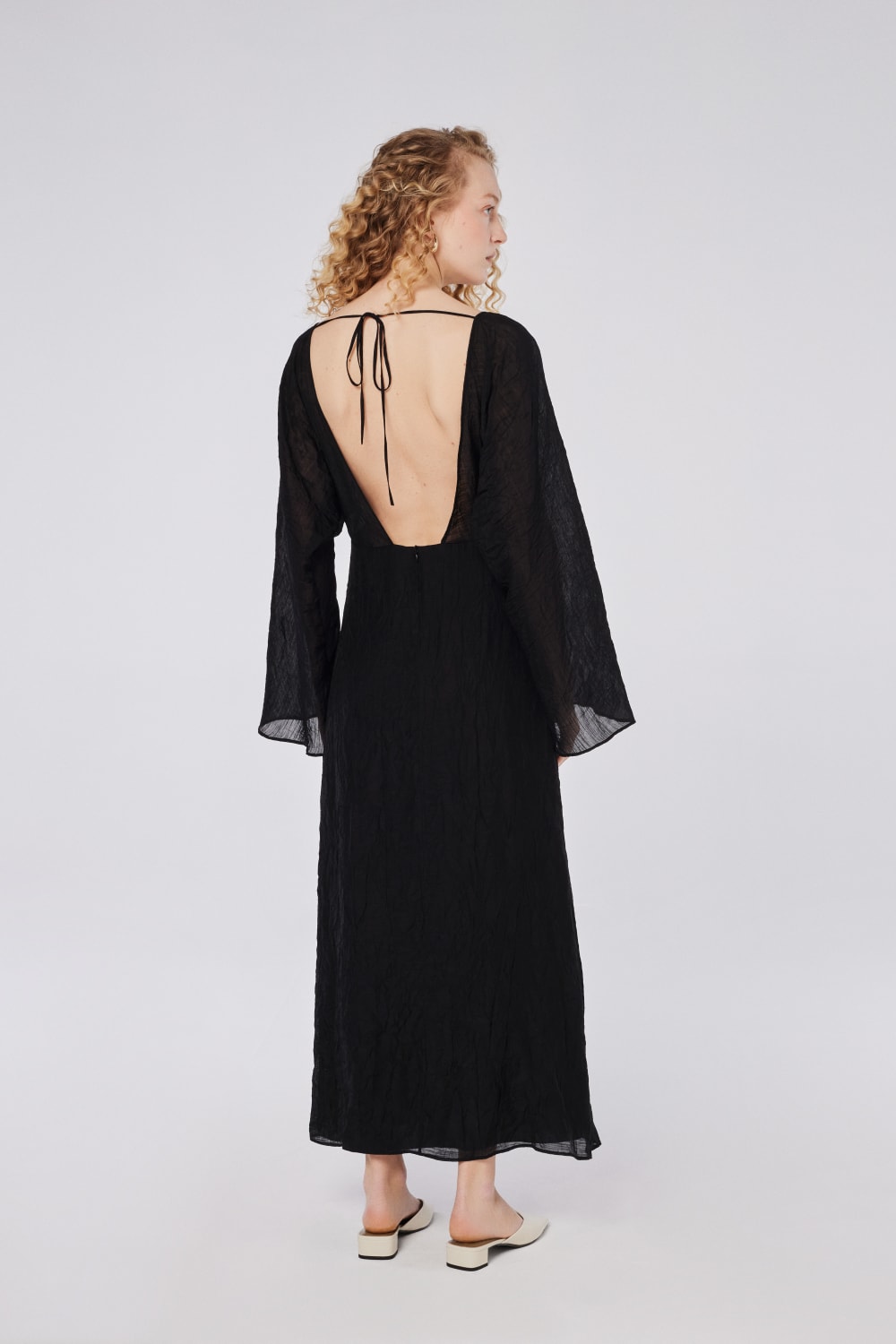 House of IKA-Kimono Kollu Crinkle Maxi Elbise-Elbise-2-Milagron.com