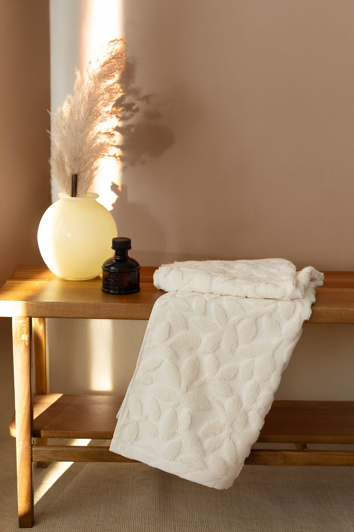 İRYA-Allesi %100 Pamuk Banyo Havlusu 70X140Cm Ekru-Havlu & Havlu Setleri-2-Milagron.com